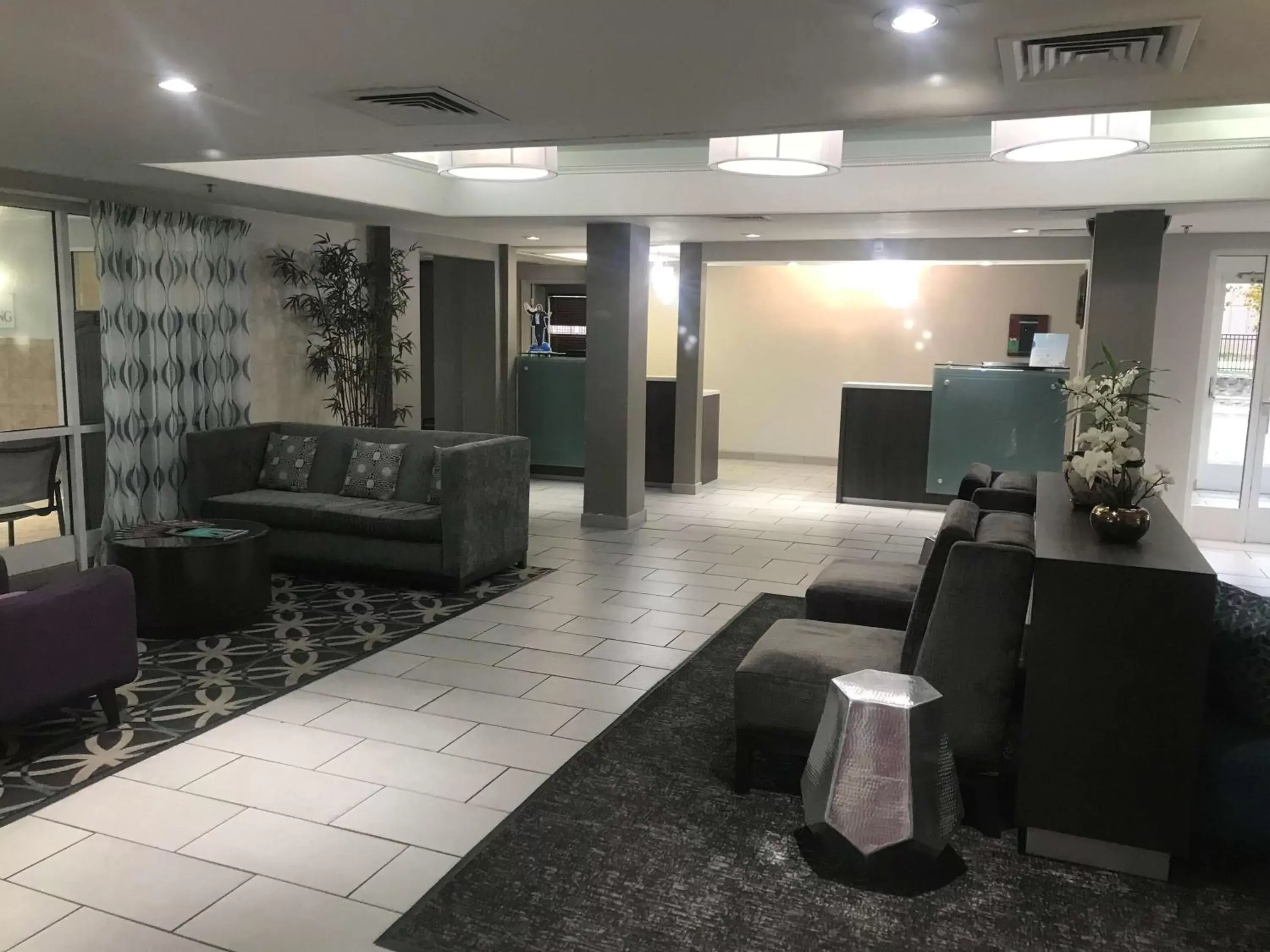 Lobby or reception, Lobby/Reception in Baymont by Wyndham Springfield I-44