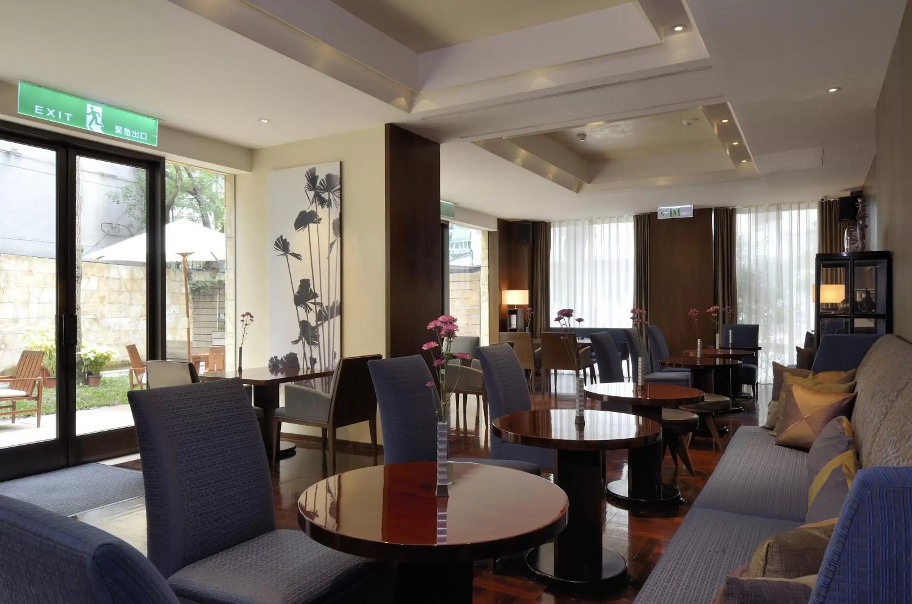 Lounge or bar, Restaurant/Places to Eat in les suites taipei ching cheng
