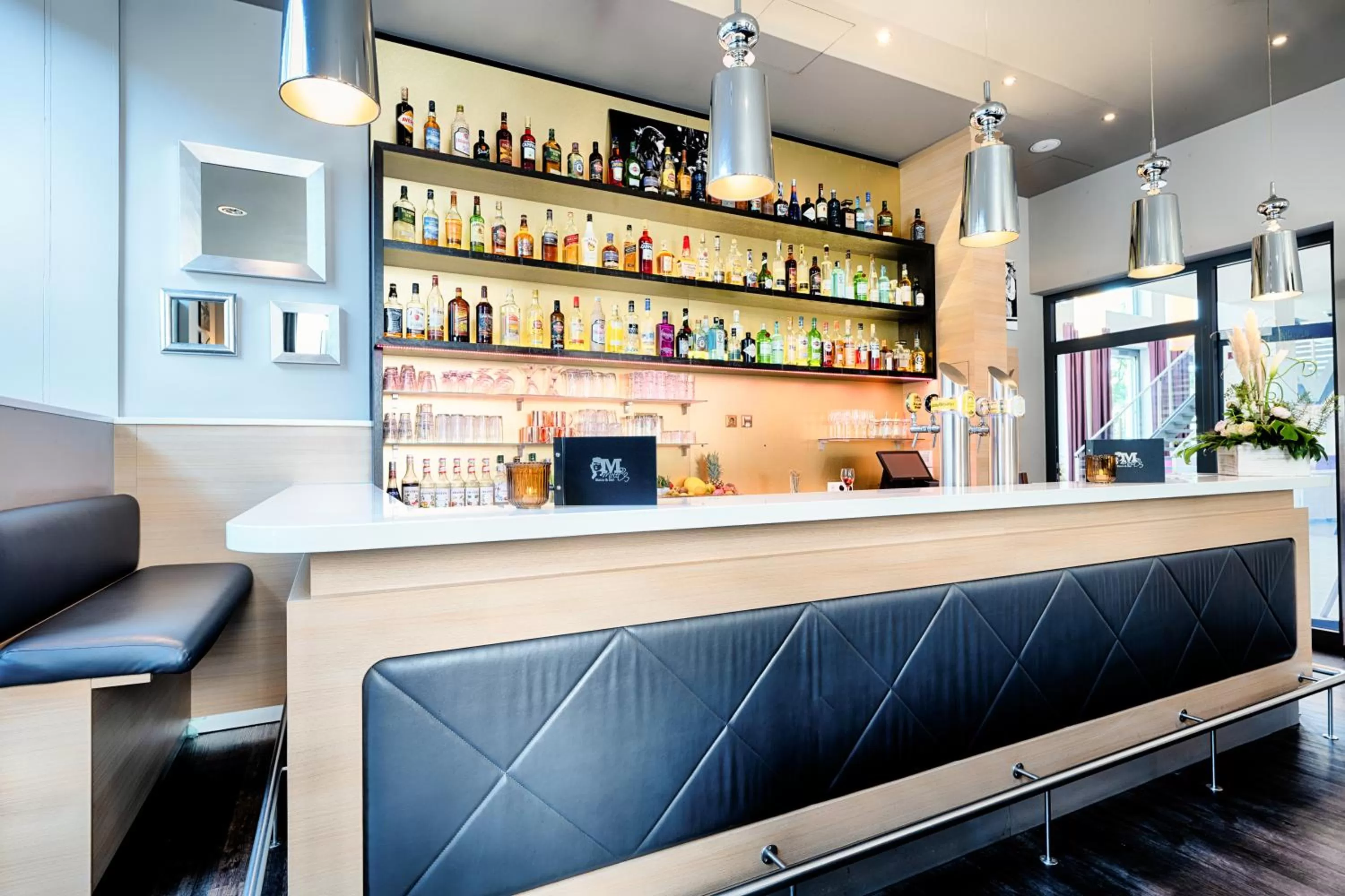 Lounge or bar in Best Western Plus Welcome Hotel Frankfurt