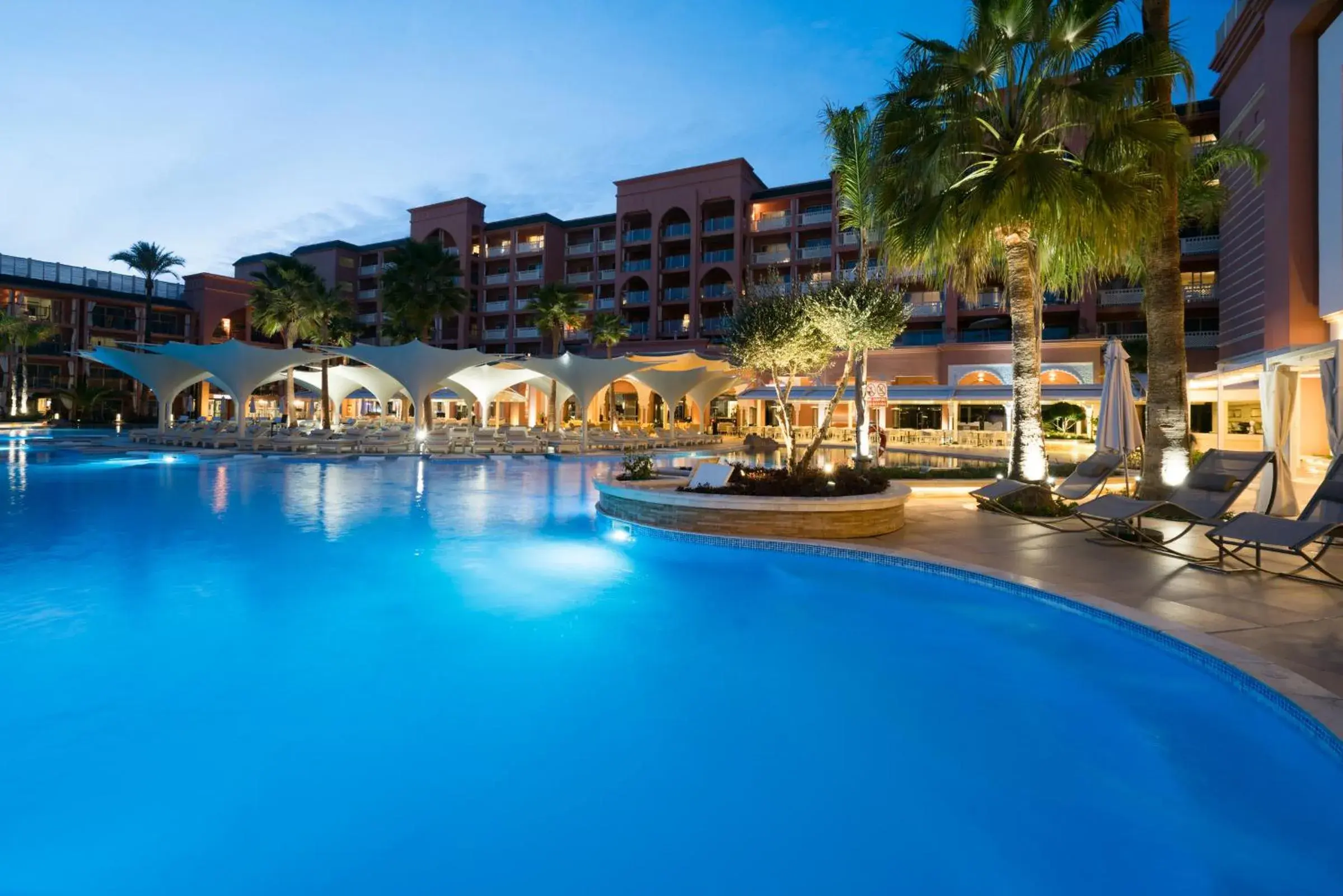 Swimming pool, Property Building in Savoy Le Grand Hotel Marrakech