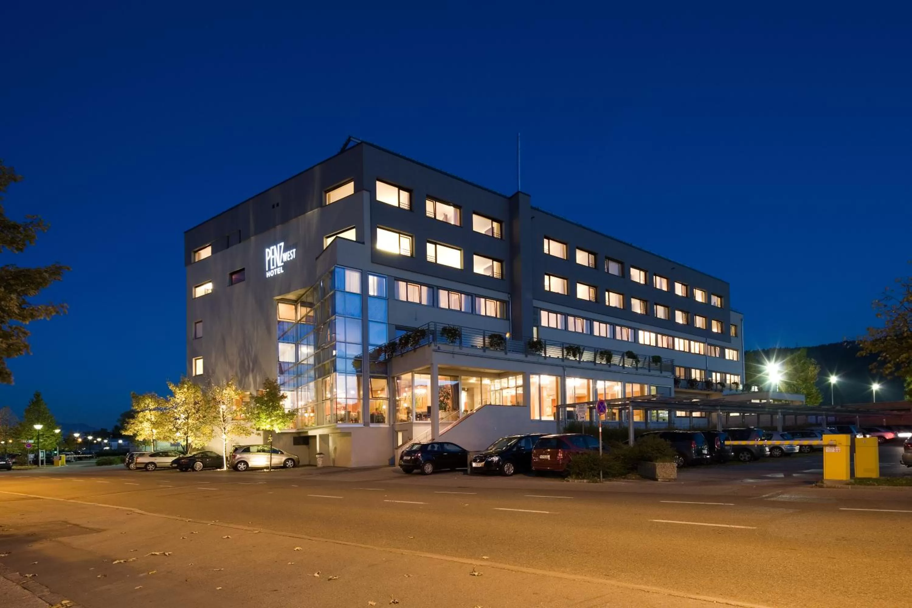 Property building in Hotel Penz West