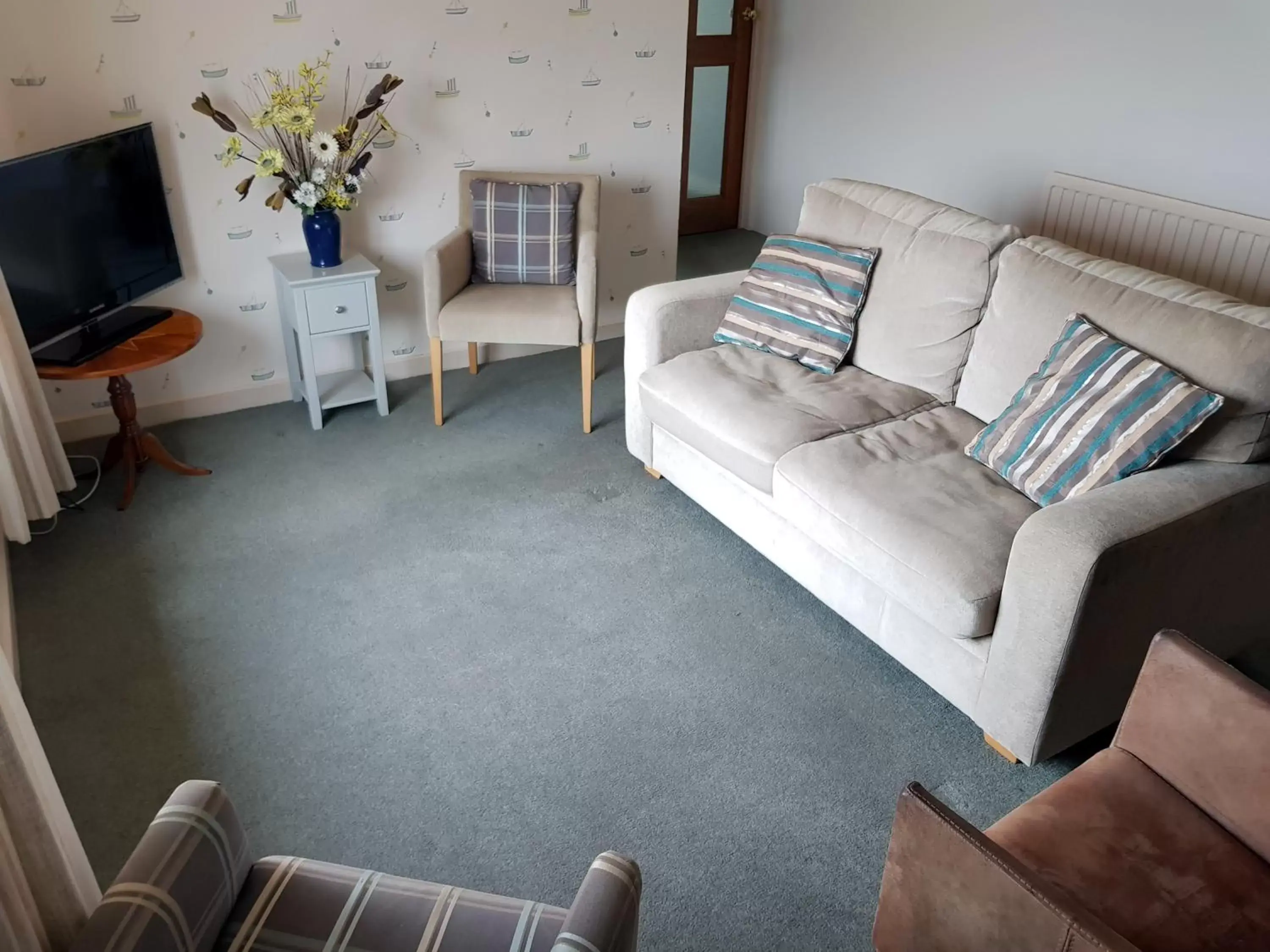 Bedroom, Seating Area in Ferry House Inn