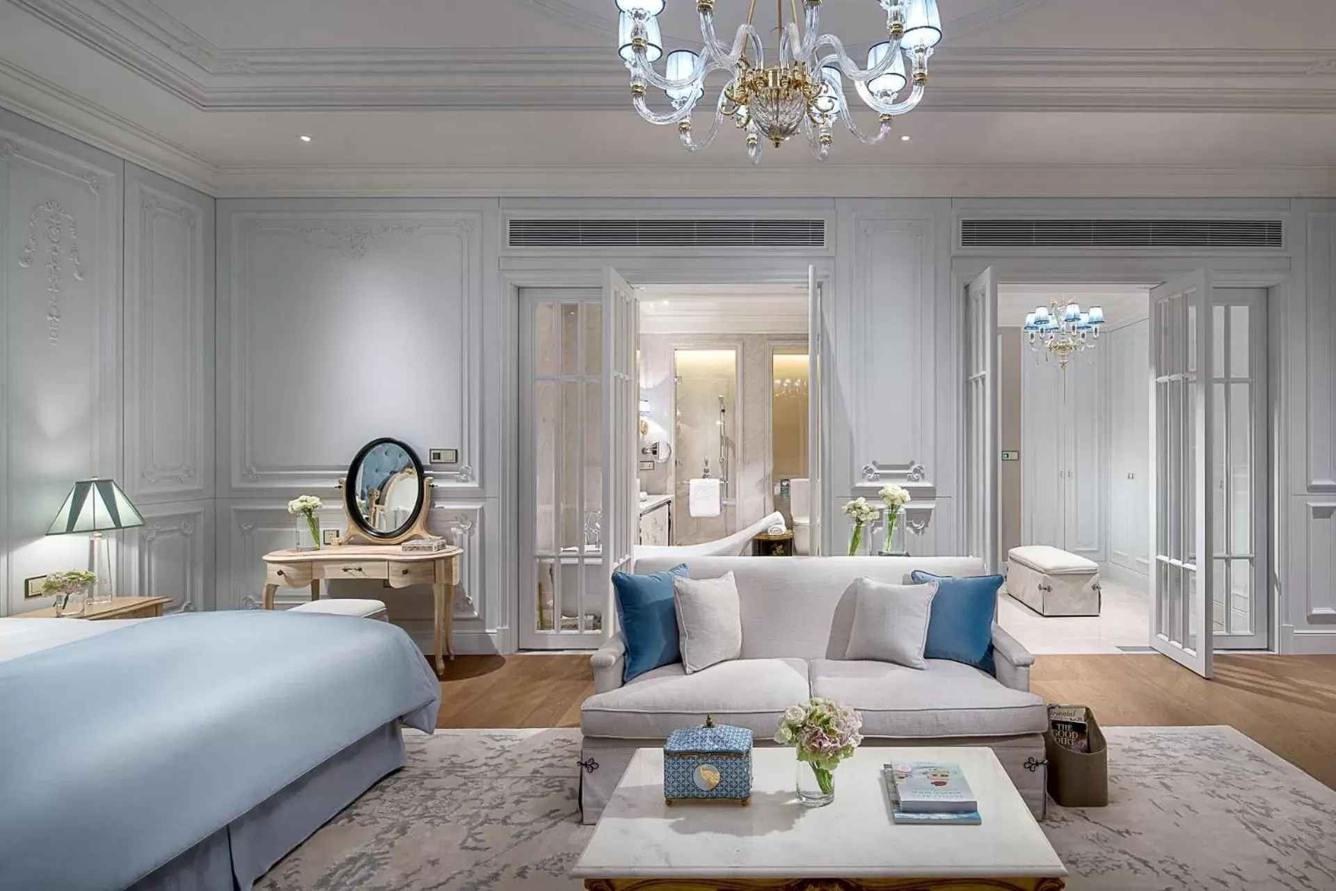 Bedroom, Seating Area in Sofitel Foshan Shunde- Near Louvre International Furniture Exhibition Center