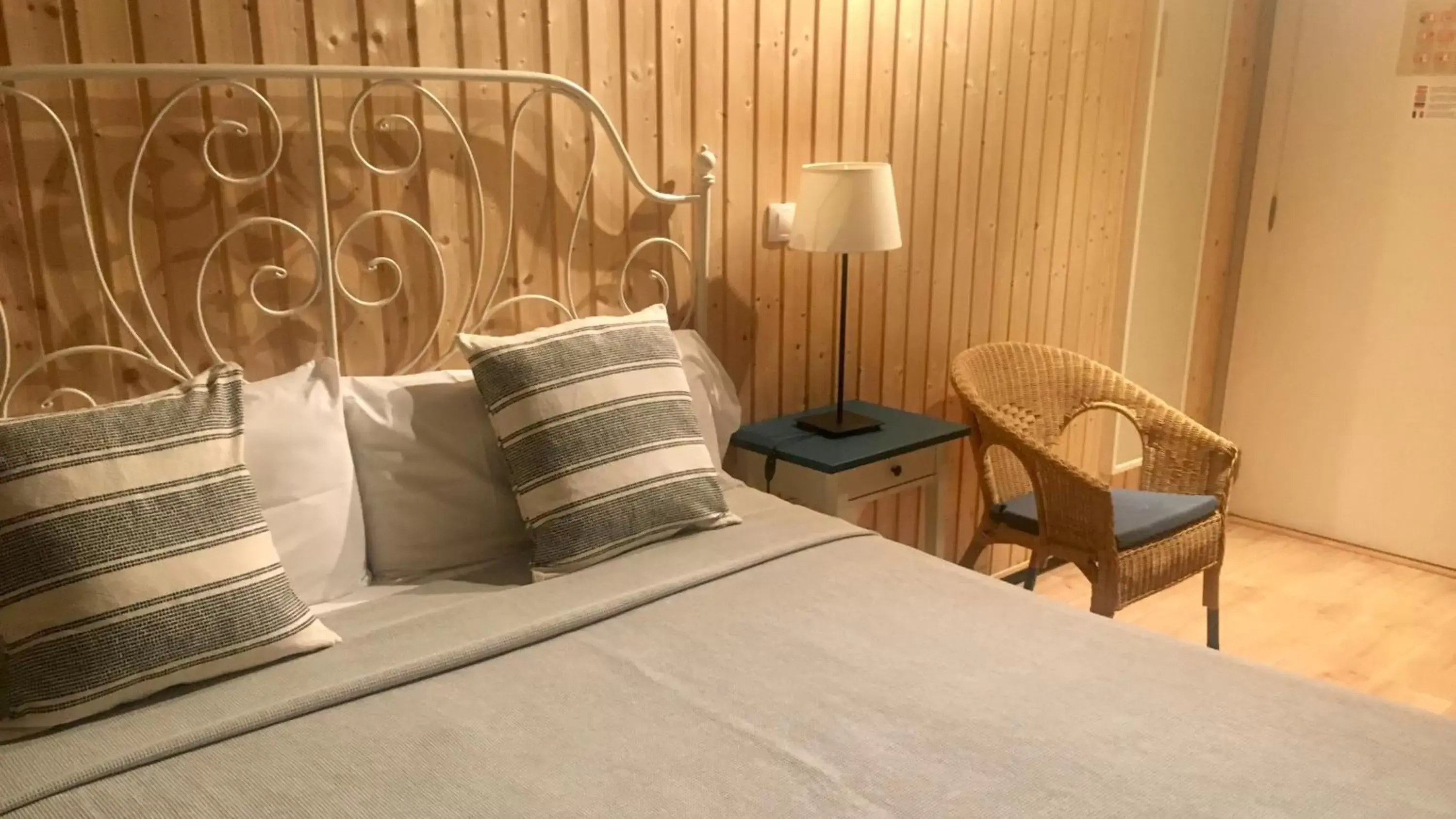 Double Room in MD Modern Hotel - Jardines