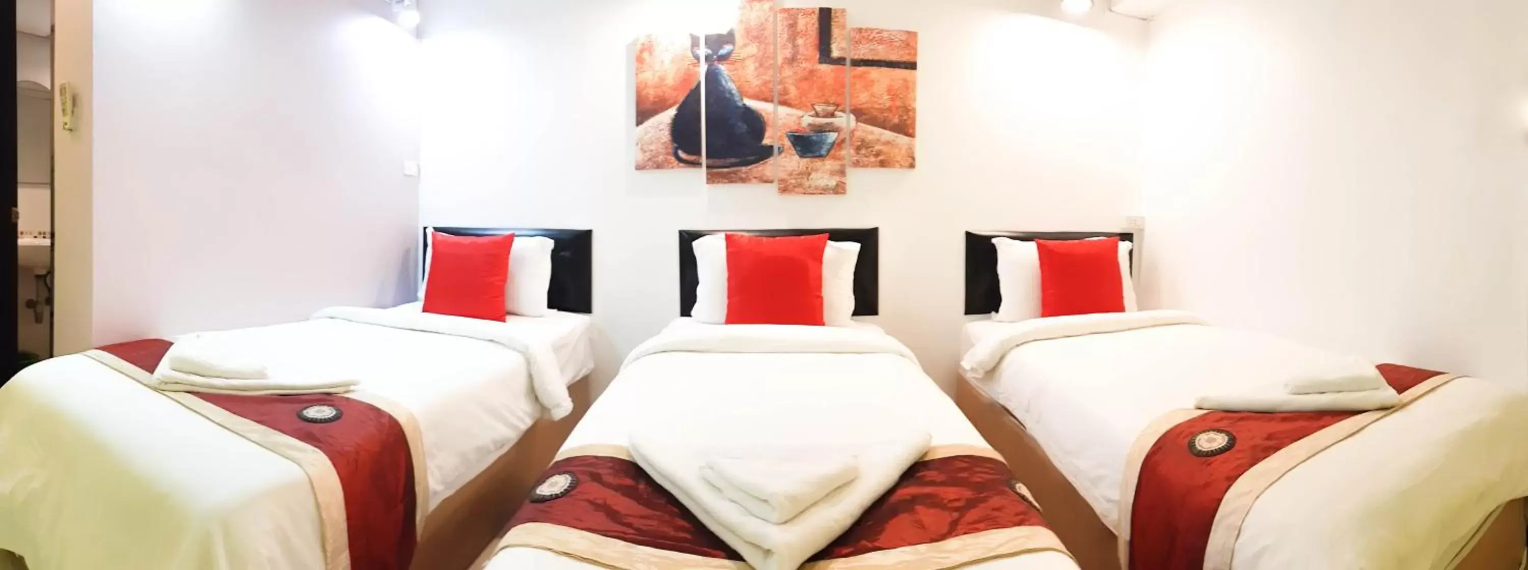 Bed in Khaosan Art Hotel - SHA Plus Certified