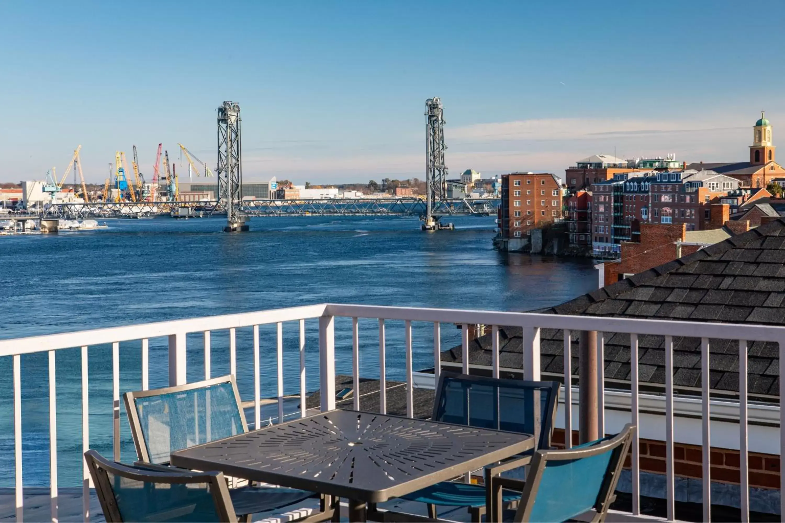 Photo of the whole room in Sheraton Portsmouth Harborside Hotel