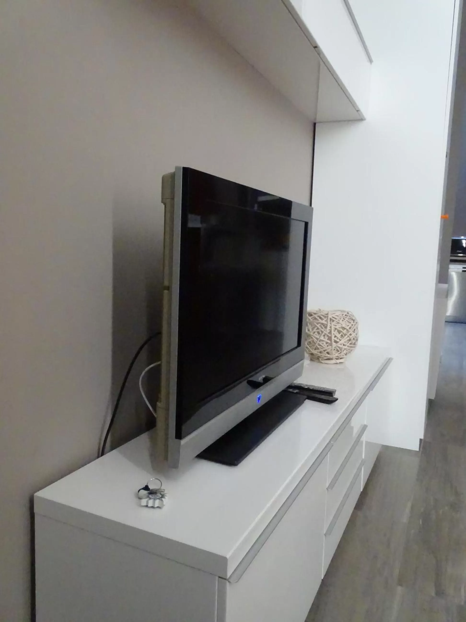 TV and multimedia in Suite 11