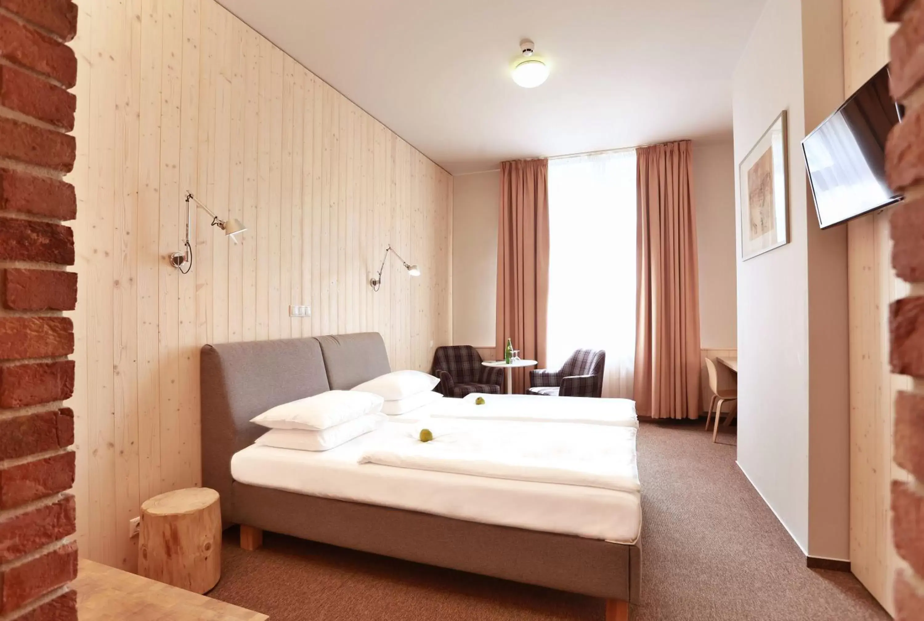 Bedroom, Bed in Absolutum Wellness Hotel