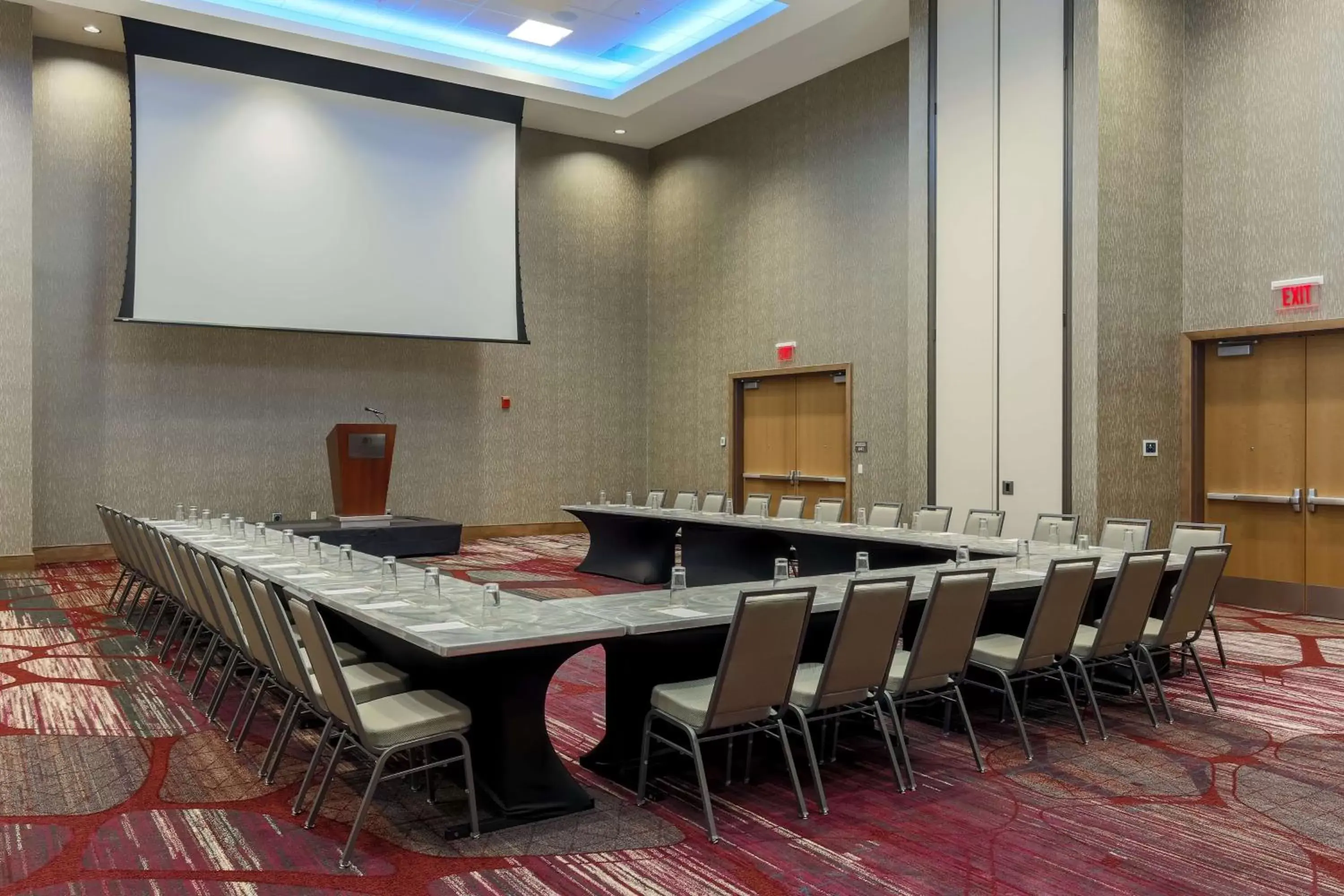 Meeting/conference room in DoubleTree by Hilton Evansville