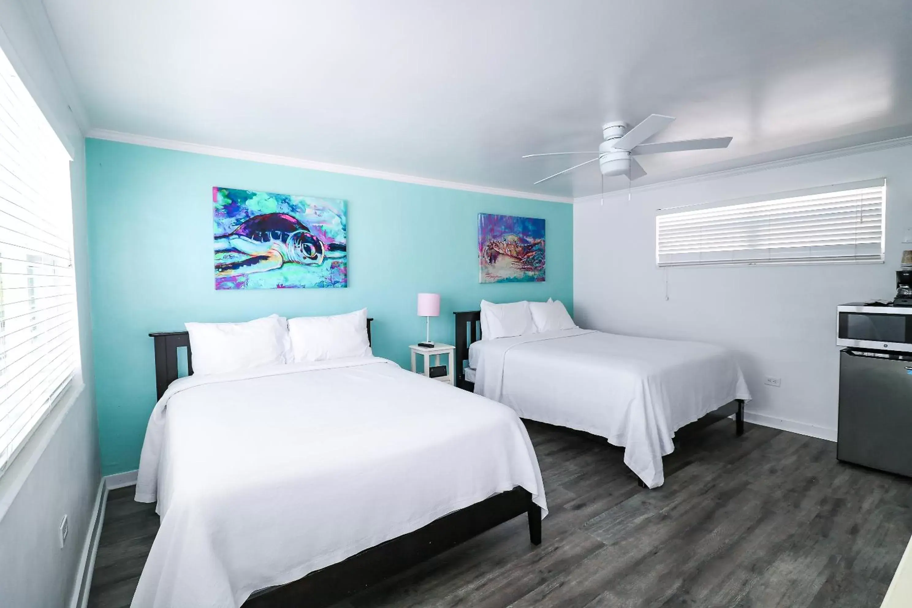 Bed in Drop Anchor Resort & Marina