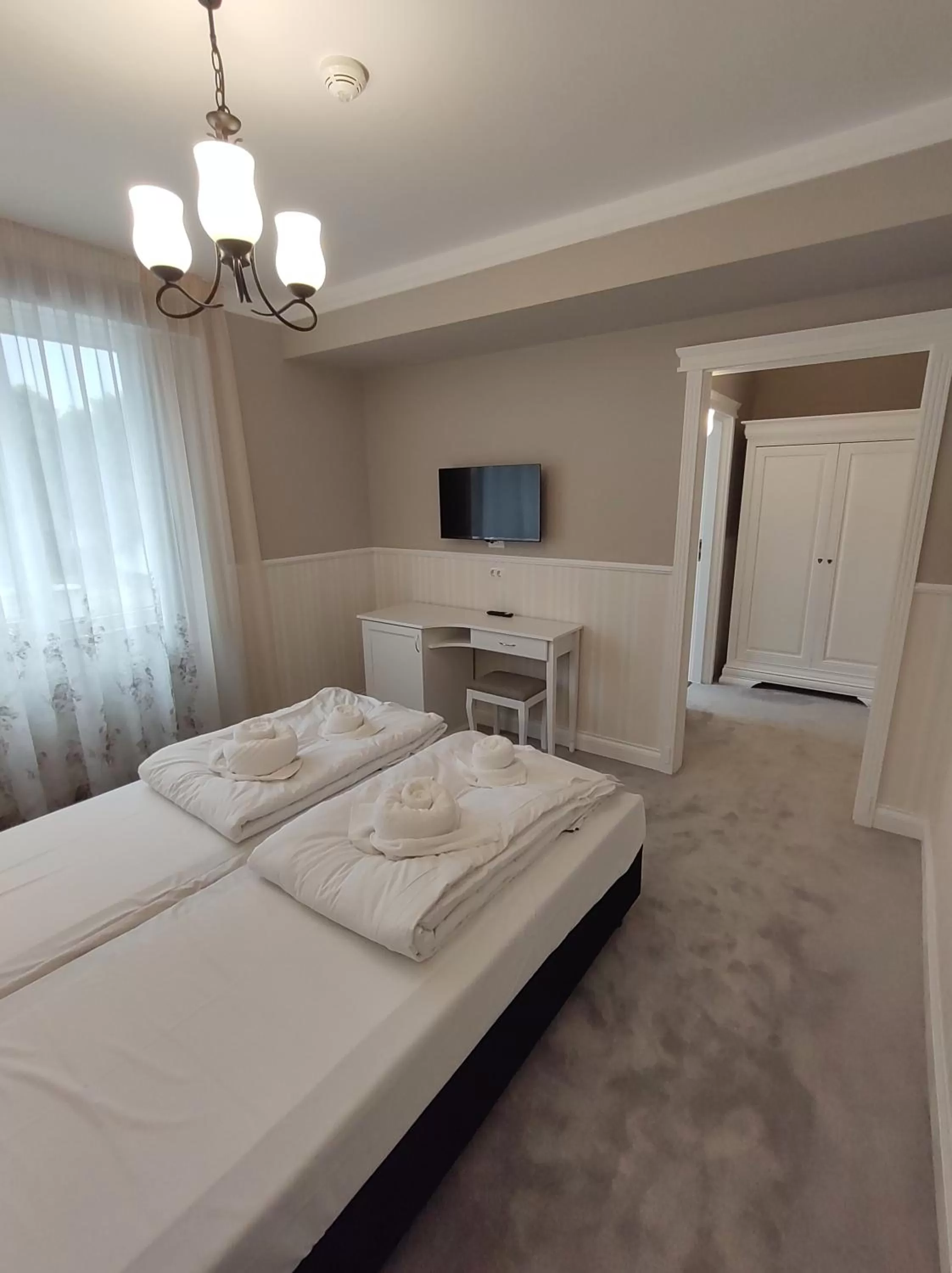 Photo of the whole room, Bed in Fanea Residence