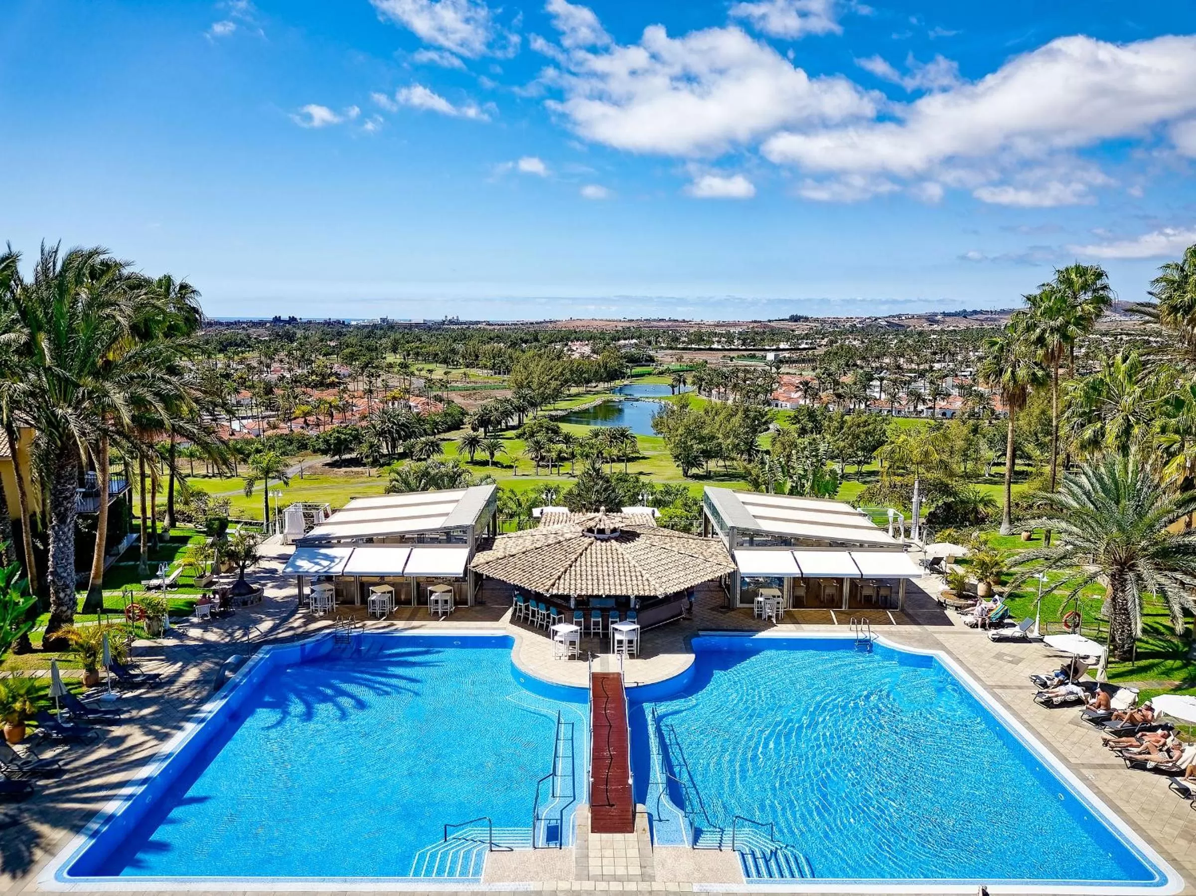 Swimming pool in Bull Vital Suites & Spa Boutique Hotel - Only Adults