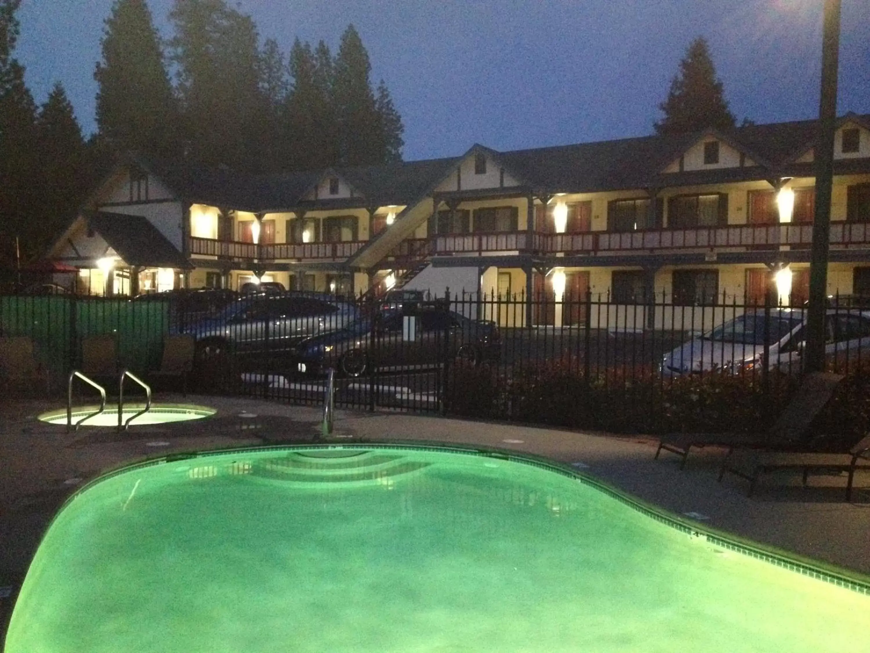 Facade/entrance, Property Building in Wildwood Inn