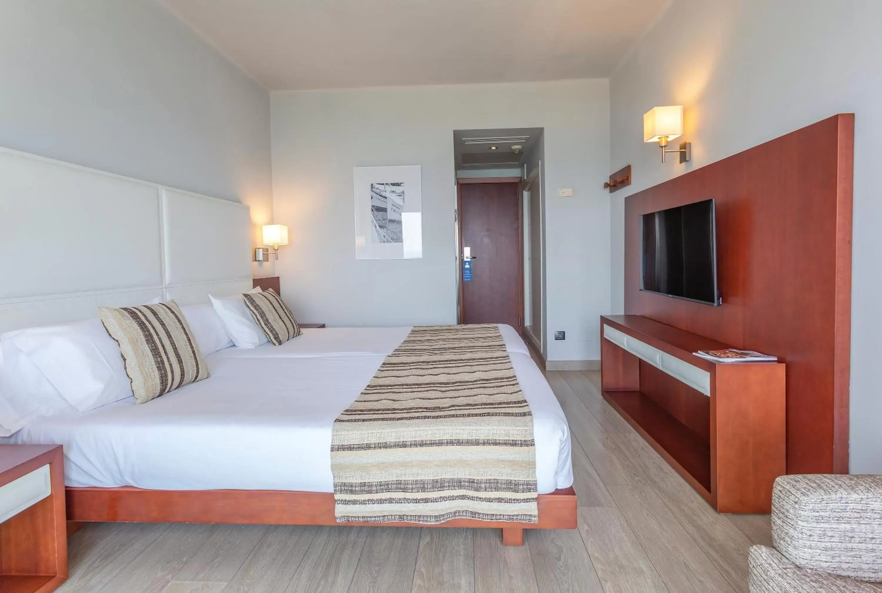 Bed in Marins Suites - Adults Only Hotel