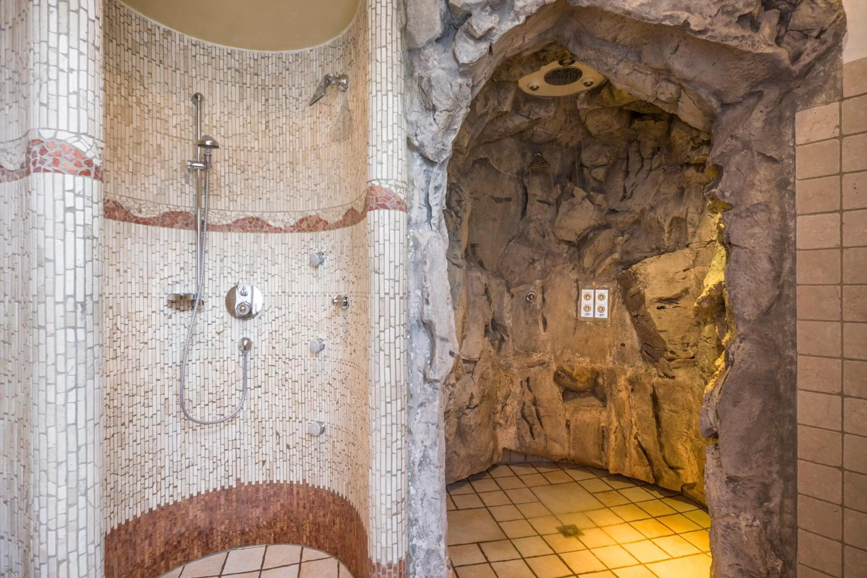 Sauna in Alpenhof Hotel Garni Suprême