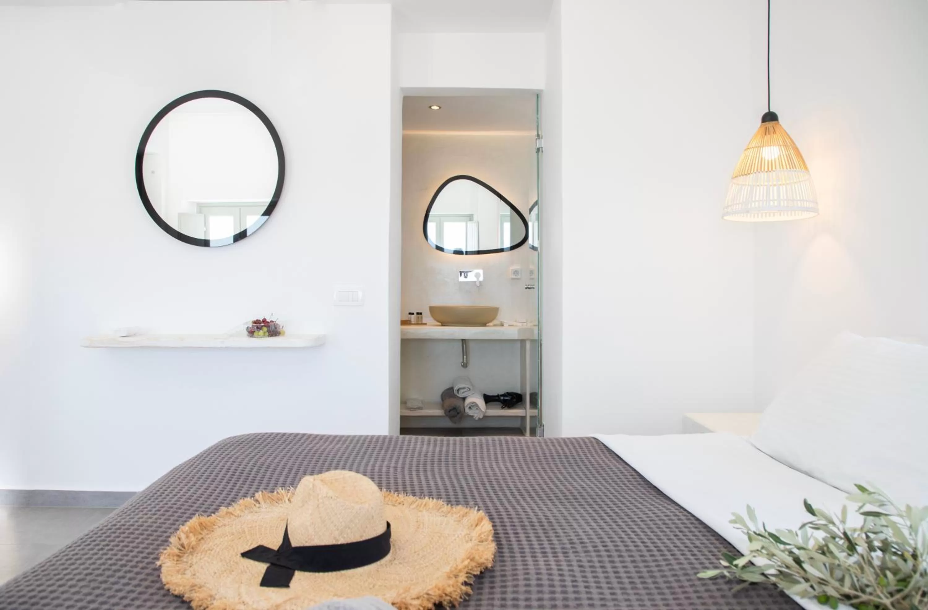 Bed in Caldera Cliff Illusion