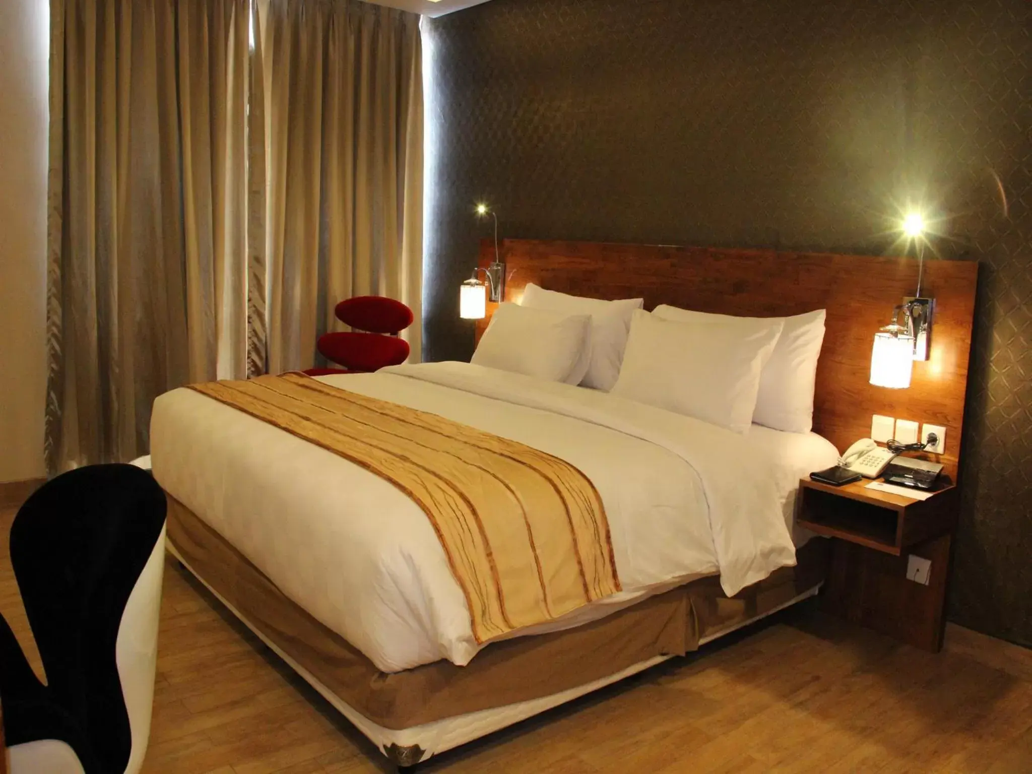 Photo of the whole room, Bed in Hariston Hotel & Suites, Pluit - Jakarta Photo of the whole room, Bed in Hariston Hotel & Suites, Pluit - Jakarta