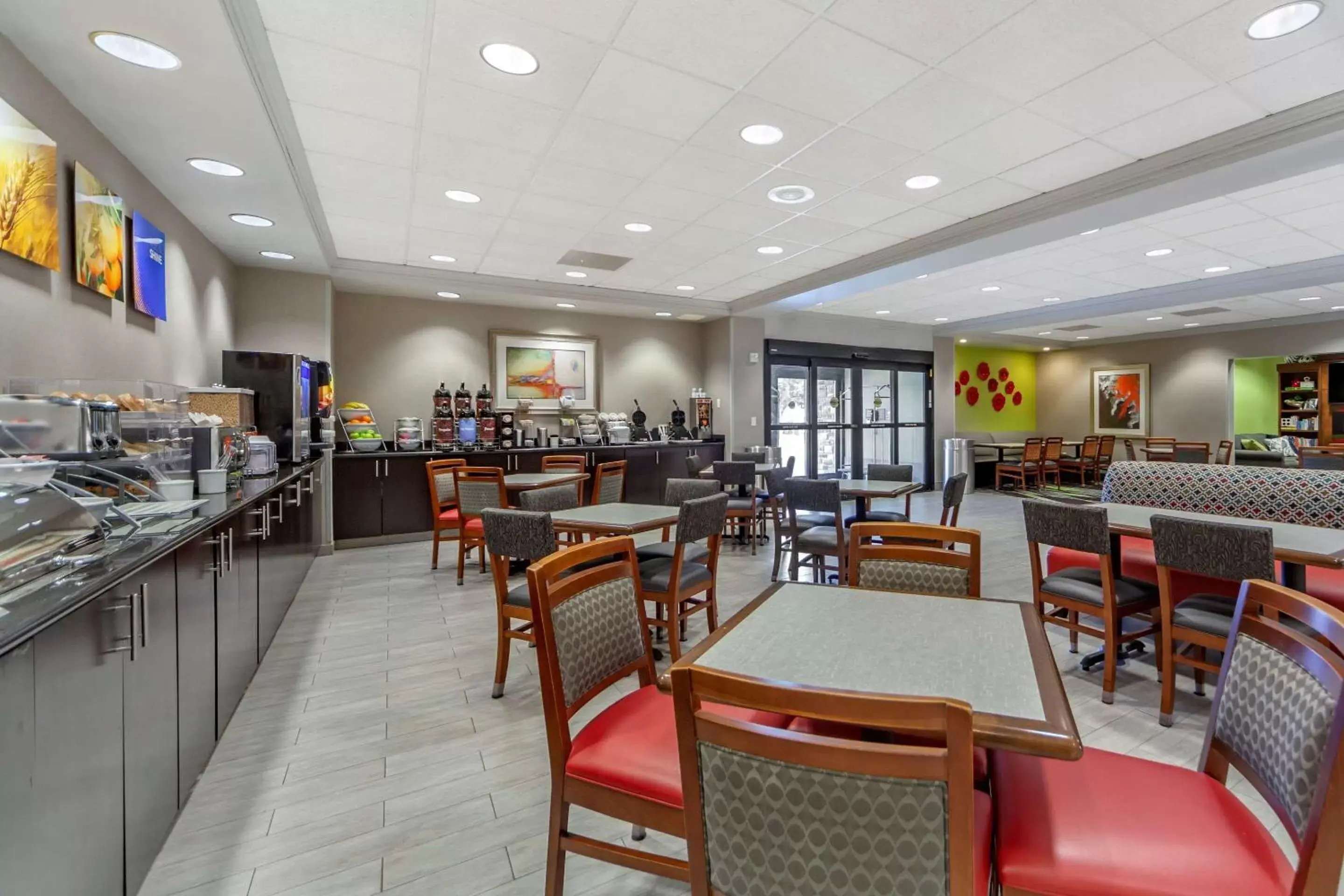 Restaurant/Places to Eat in Comfort Inn Kearney I-80