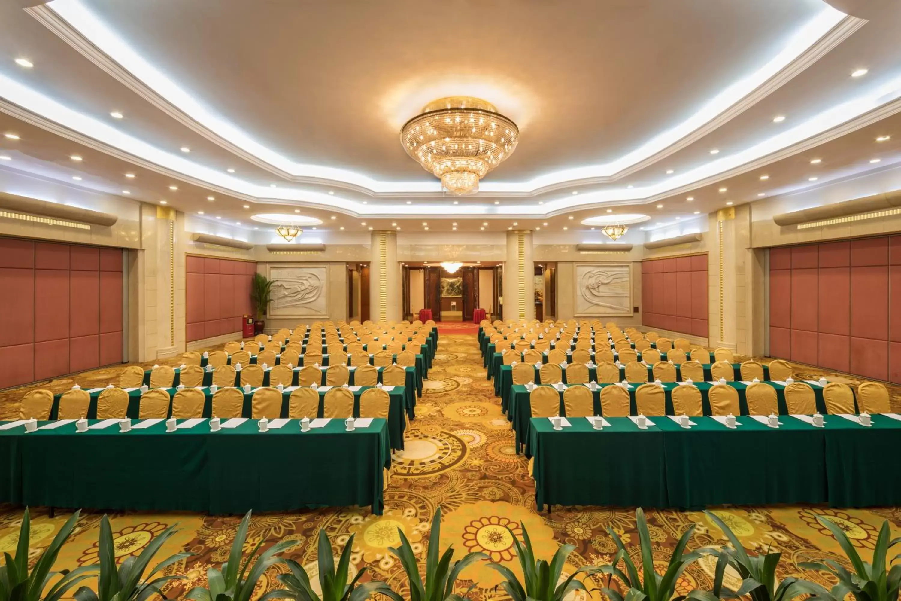 Business facilities in Asia International Hotel Guangdong