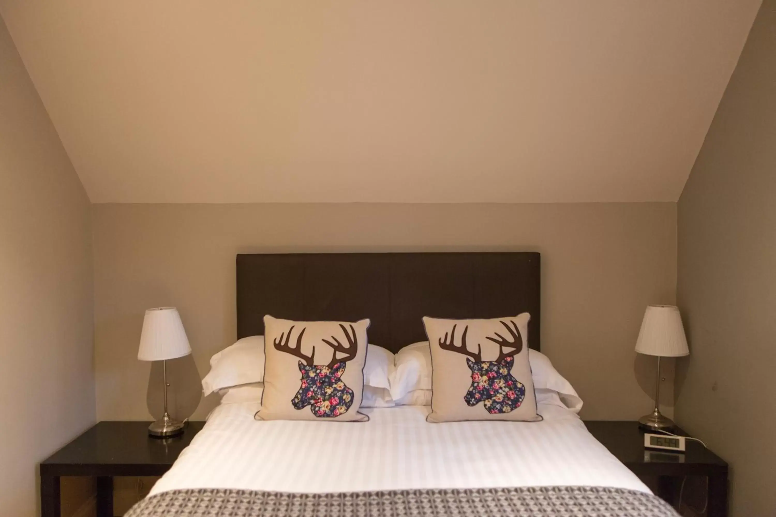 Family Room in The King's Head Family Room in The King's Head