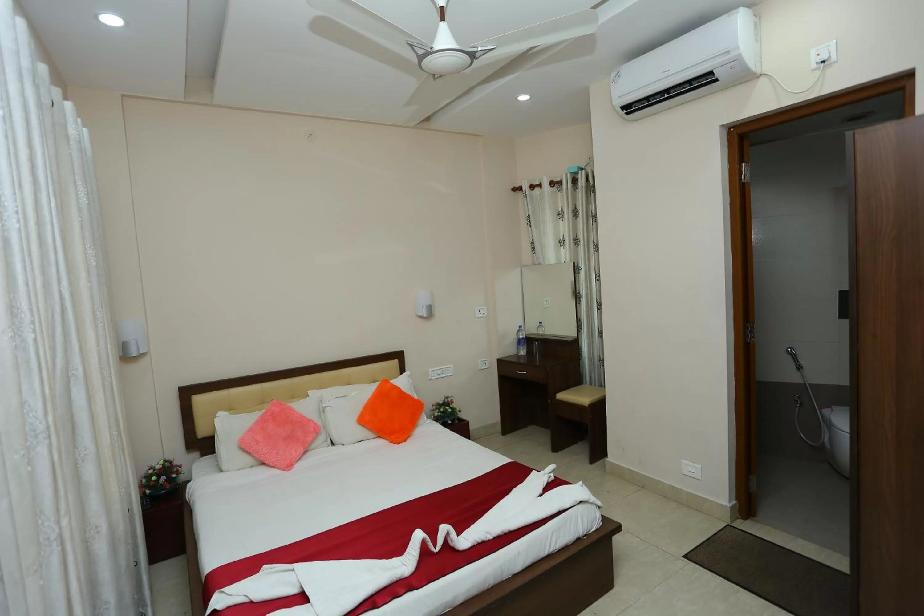 Bed in Hotel Innate Inn