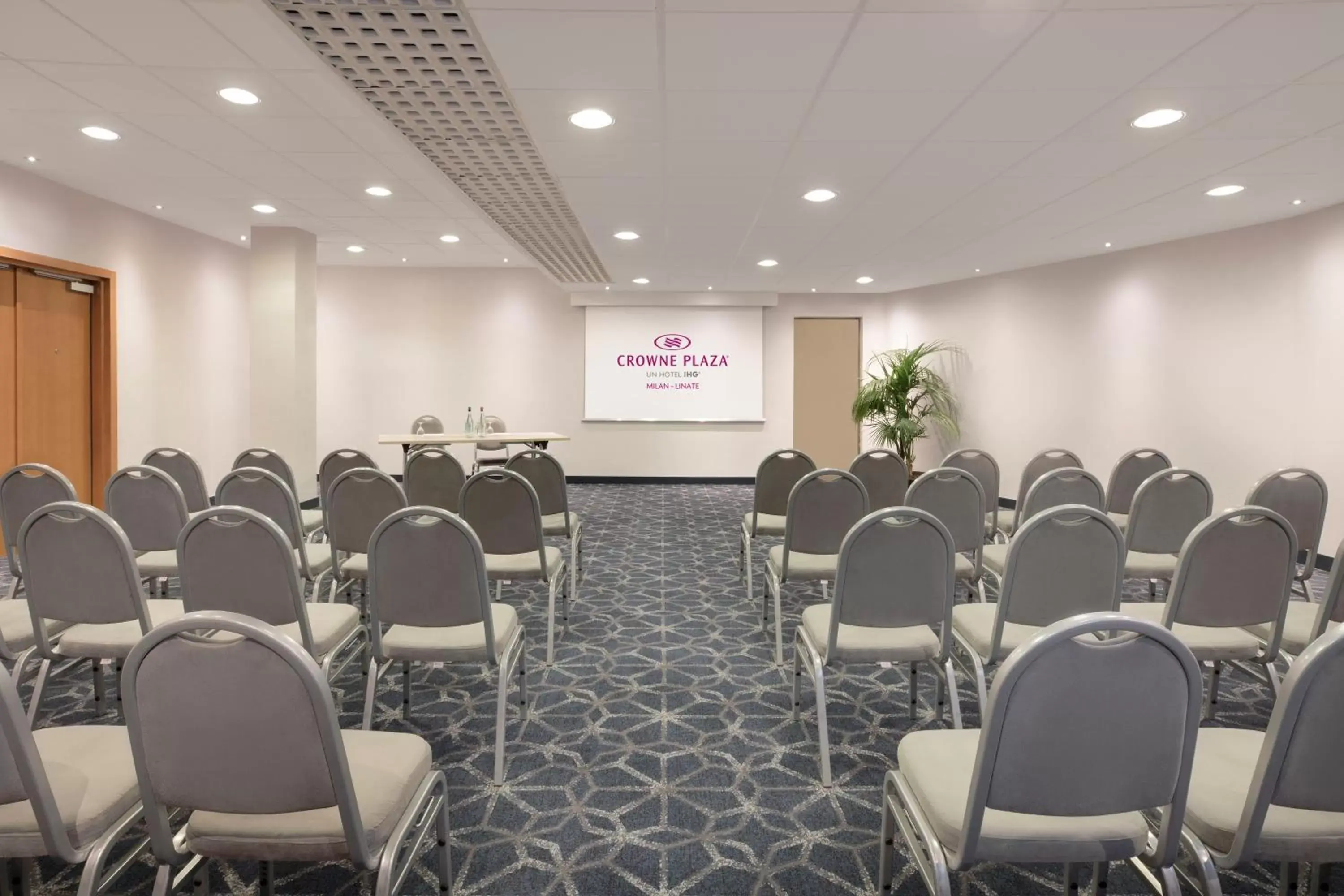 Meeting/conference room in Crowne Plaza Milan Linate, an IHG Hotel