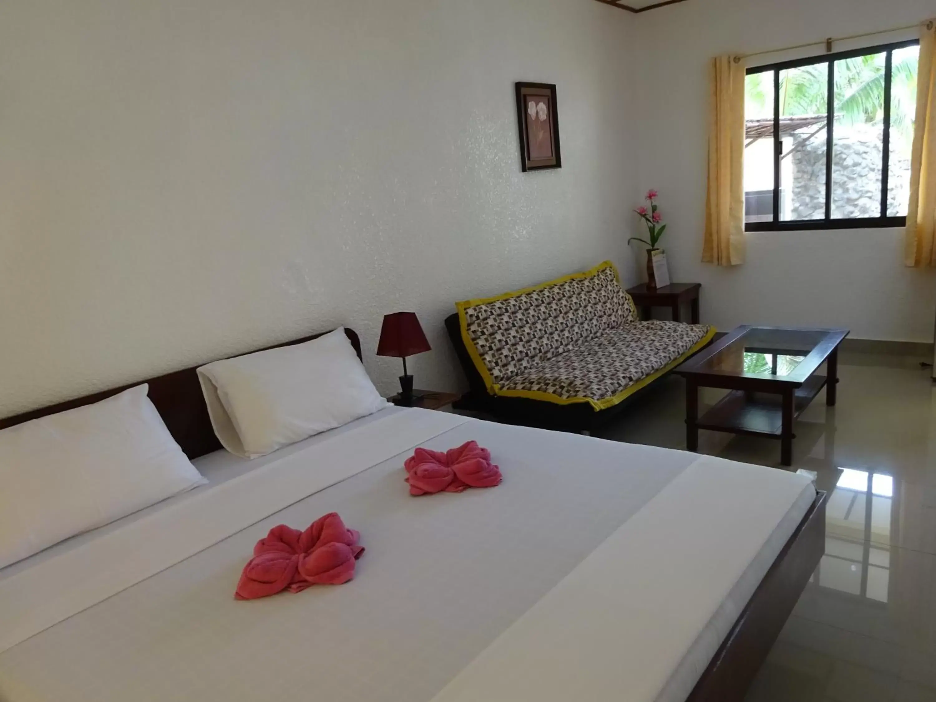 Pool view, Bed in Bohol Sunside Resort