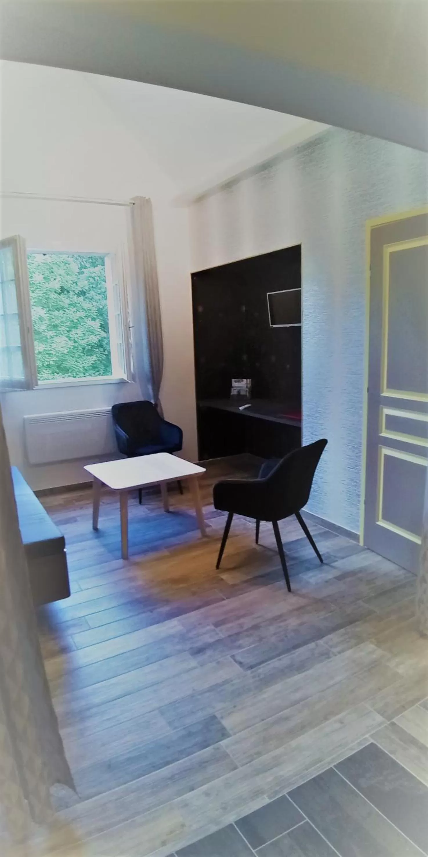 Seating Area in SALAMANDRE