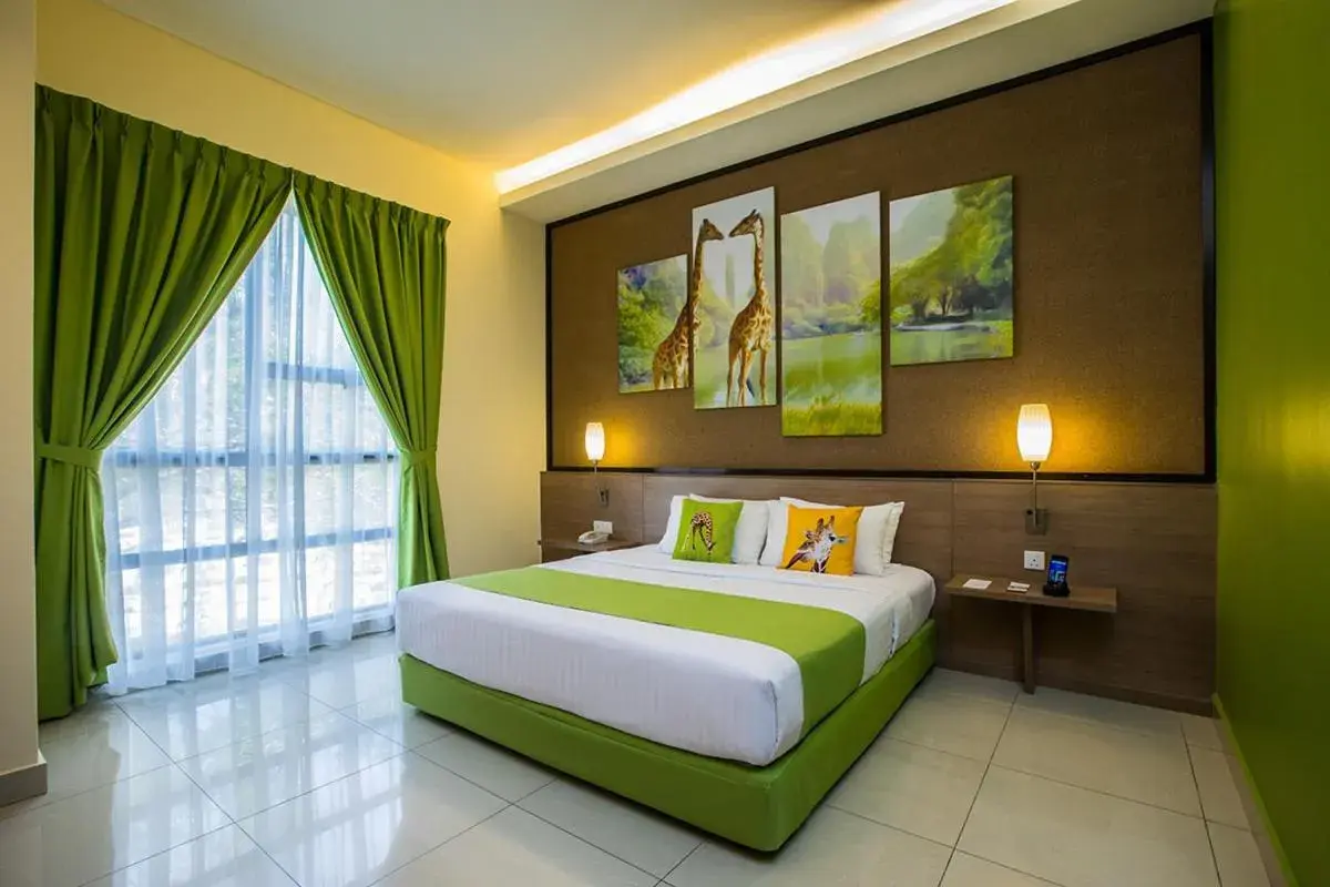 Bedroom, Bed in Sunway Lost World Hotel