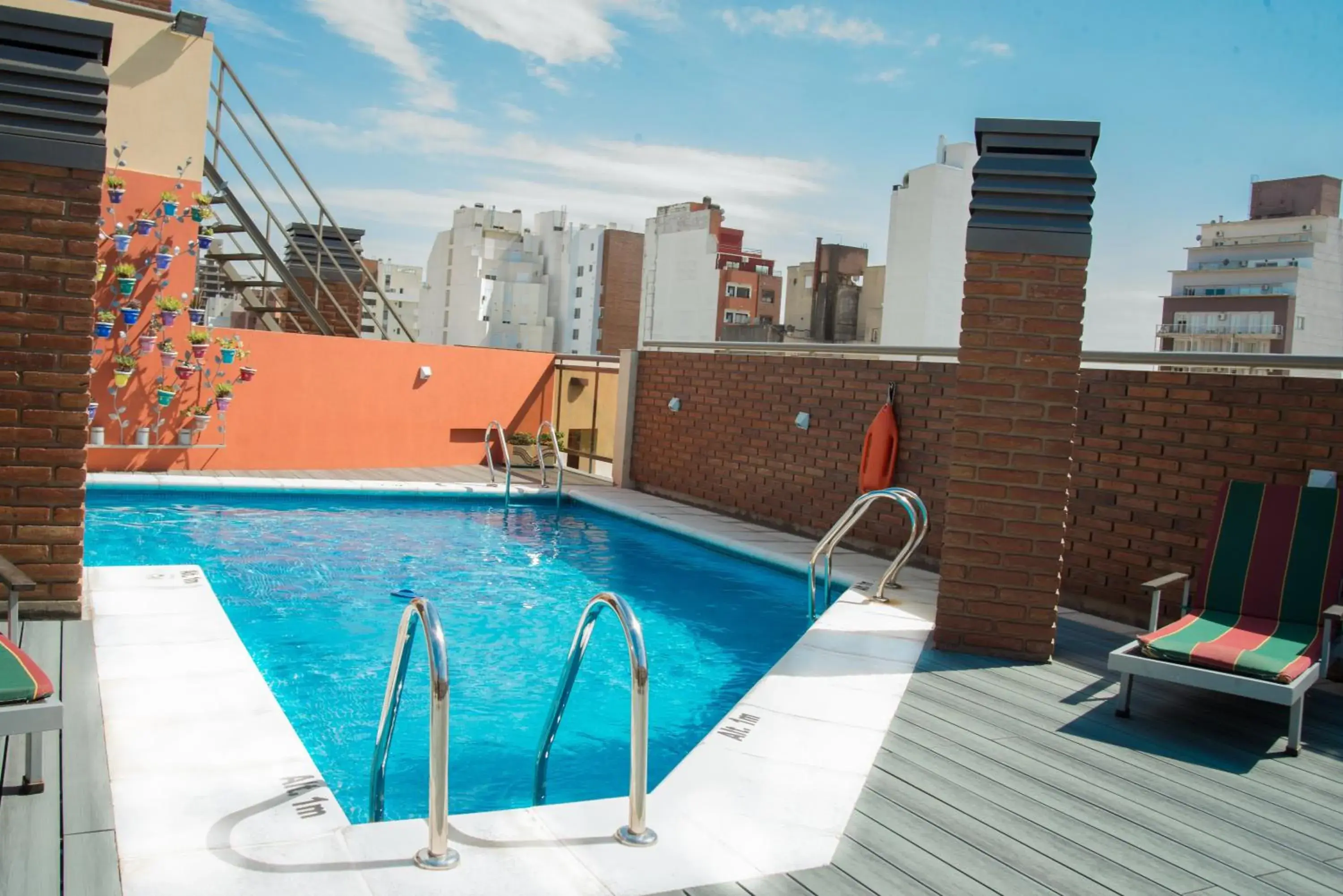 Balcony/Terrace, Swimming Pool in Kube Apartments Express