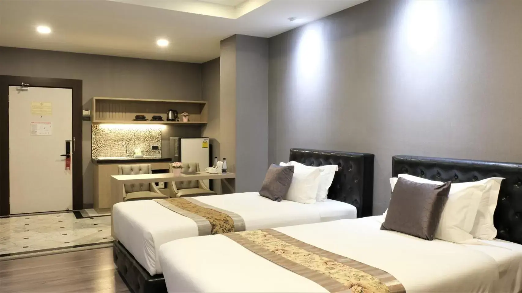 Bed in KTK Pattaya Hotel & Residence