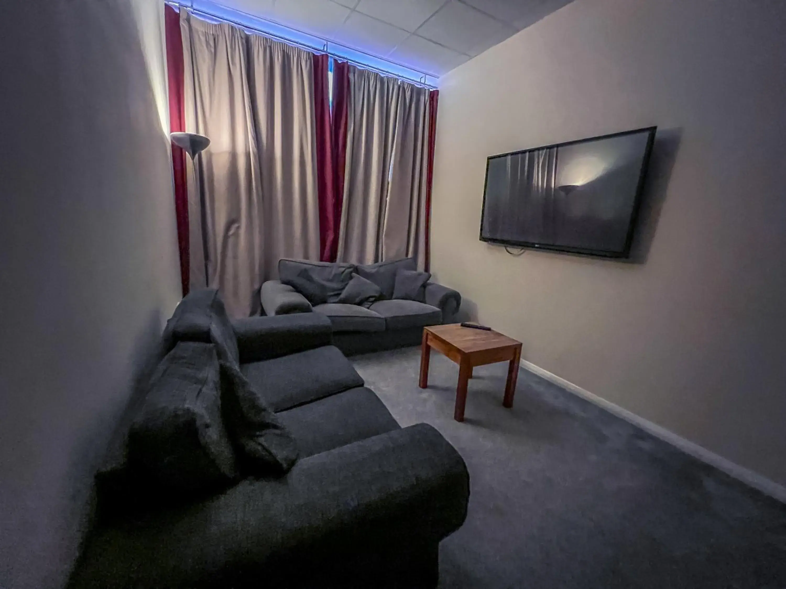 Living room, Seating Area in County Hall Apartment Hotel