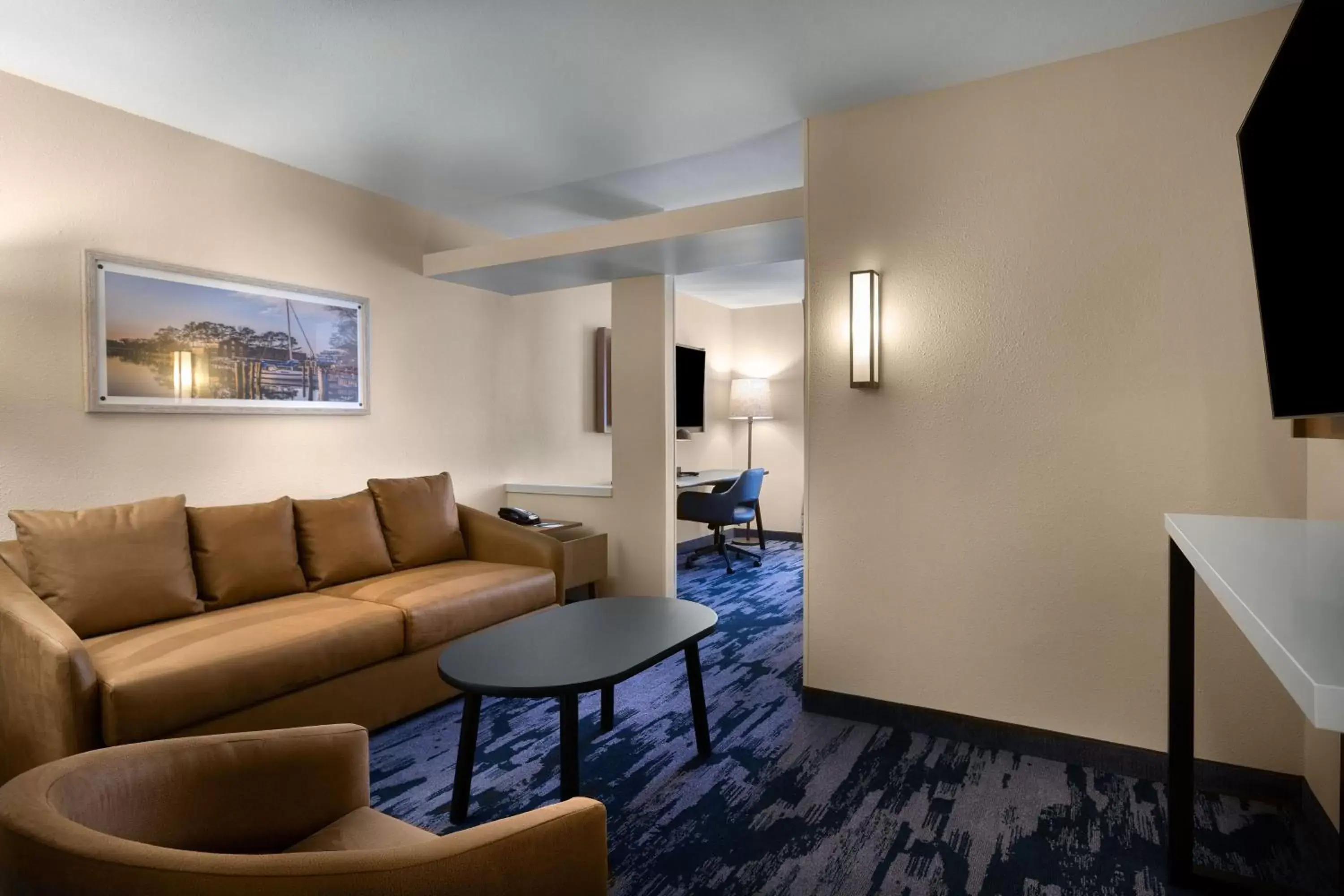 Living room, Seating Area in Fairfield Inn & Suites Elizabeth City