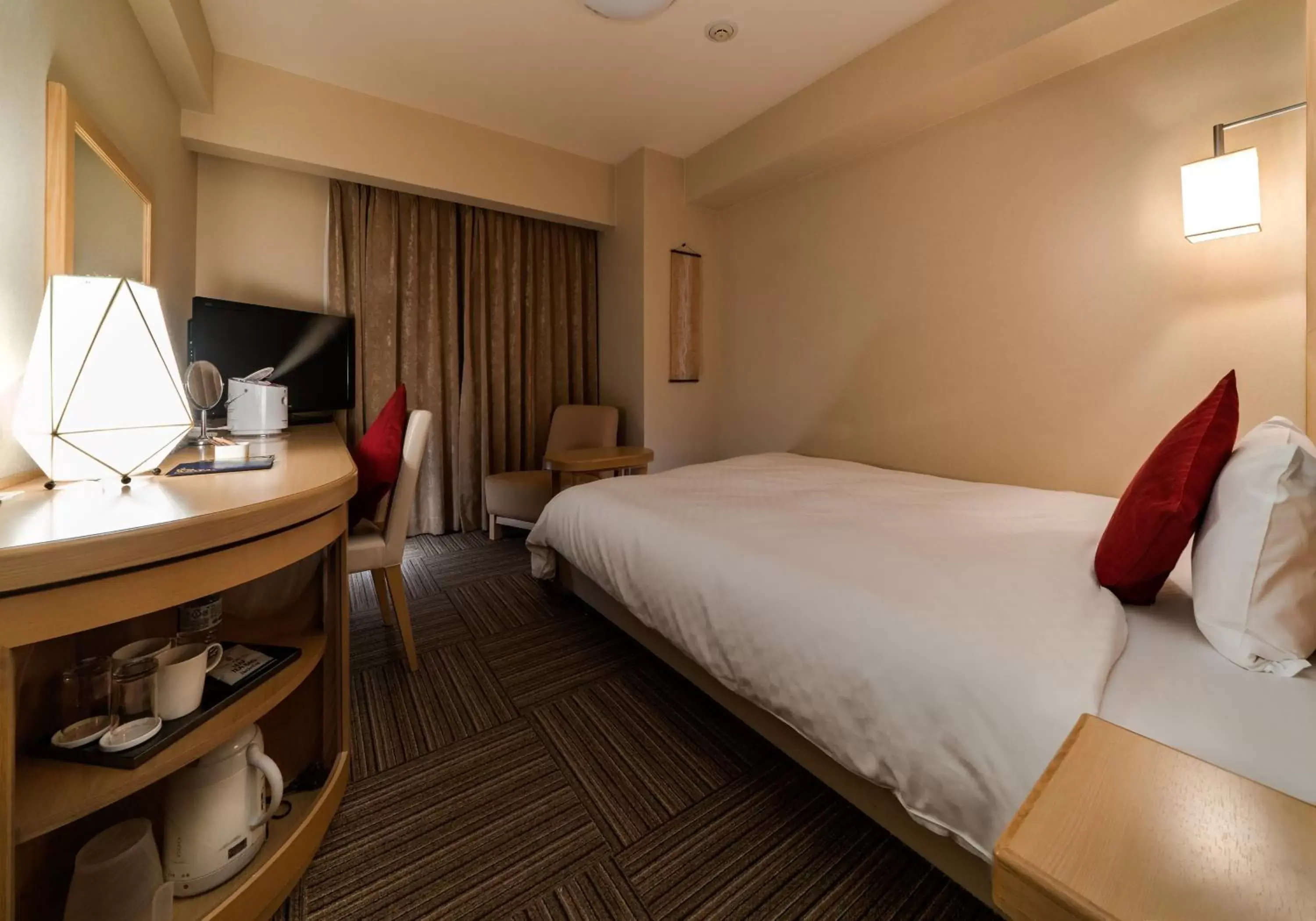 Bedroom in Daiwa Roynet Hotel Akita Bedroom in Daiwa Roynet Hotel Akita