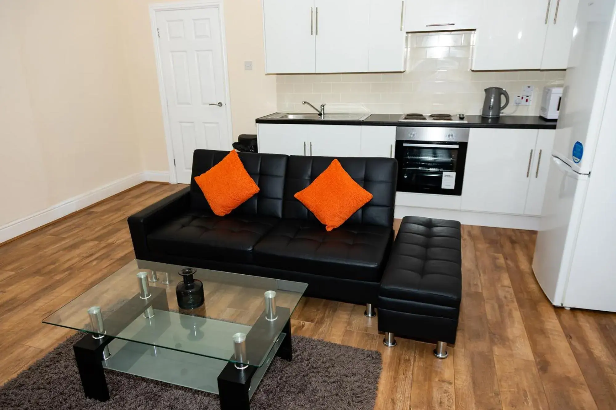 Living room, Kitchen/Kitchenette in AA Sunderland City South