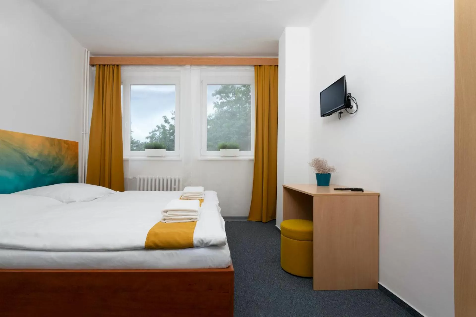 Photo of the whole room, Bed in Hotel AMITY