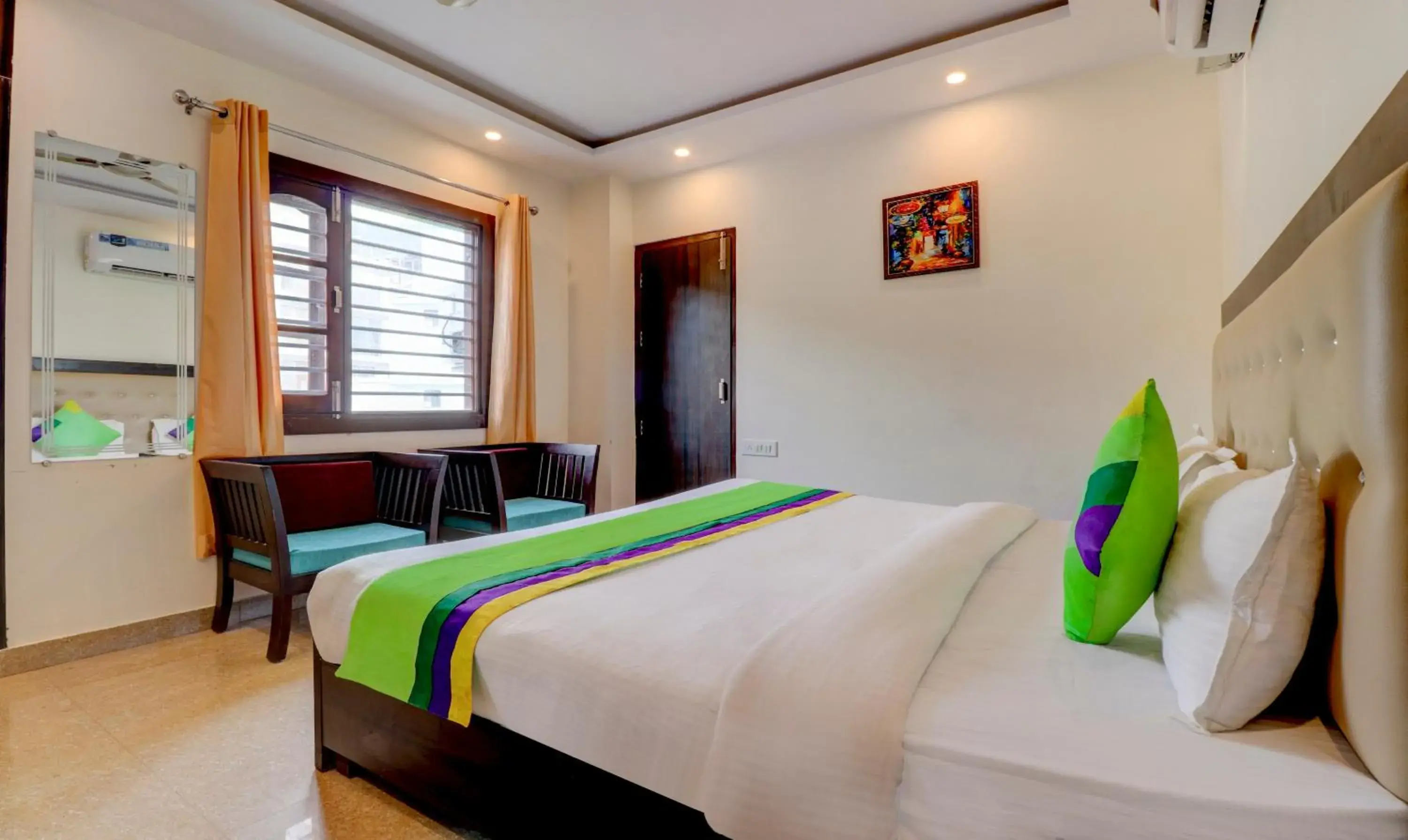 Bedroom, Bed in Itsy Hotels NV, Tapovan Bedroom, Bed in Itsy Hotels NV, Tapovan