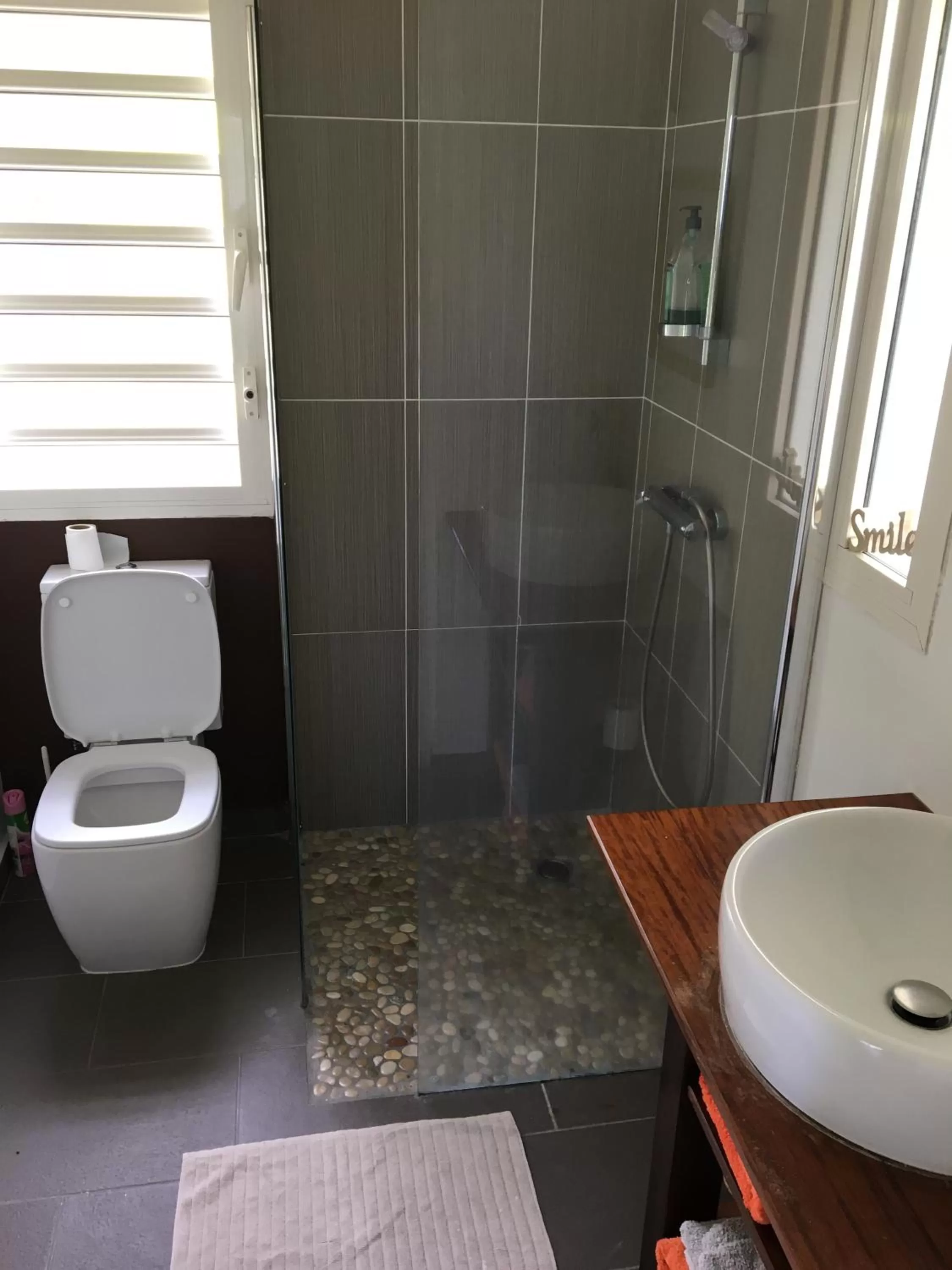 Villa Cajou chambres d'hôtes chez l'habitant et Zanzibar cottage