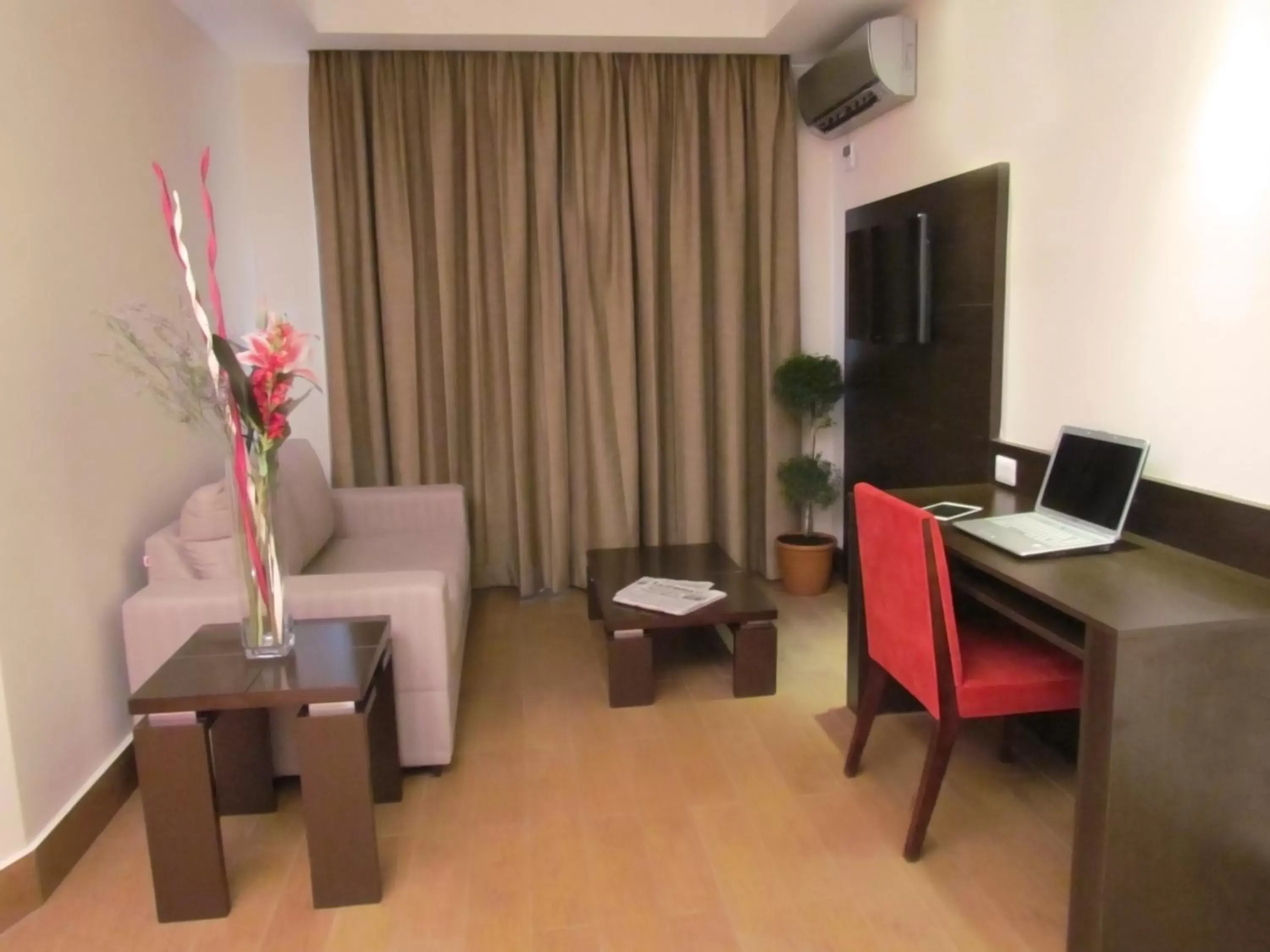 Photo of the whole room in Hotel Principe Photo of the whole room in Hotel Principe