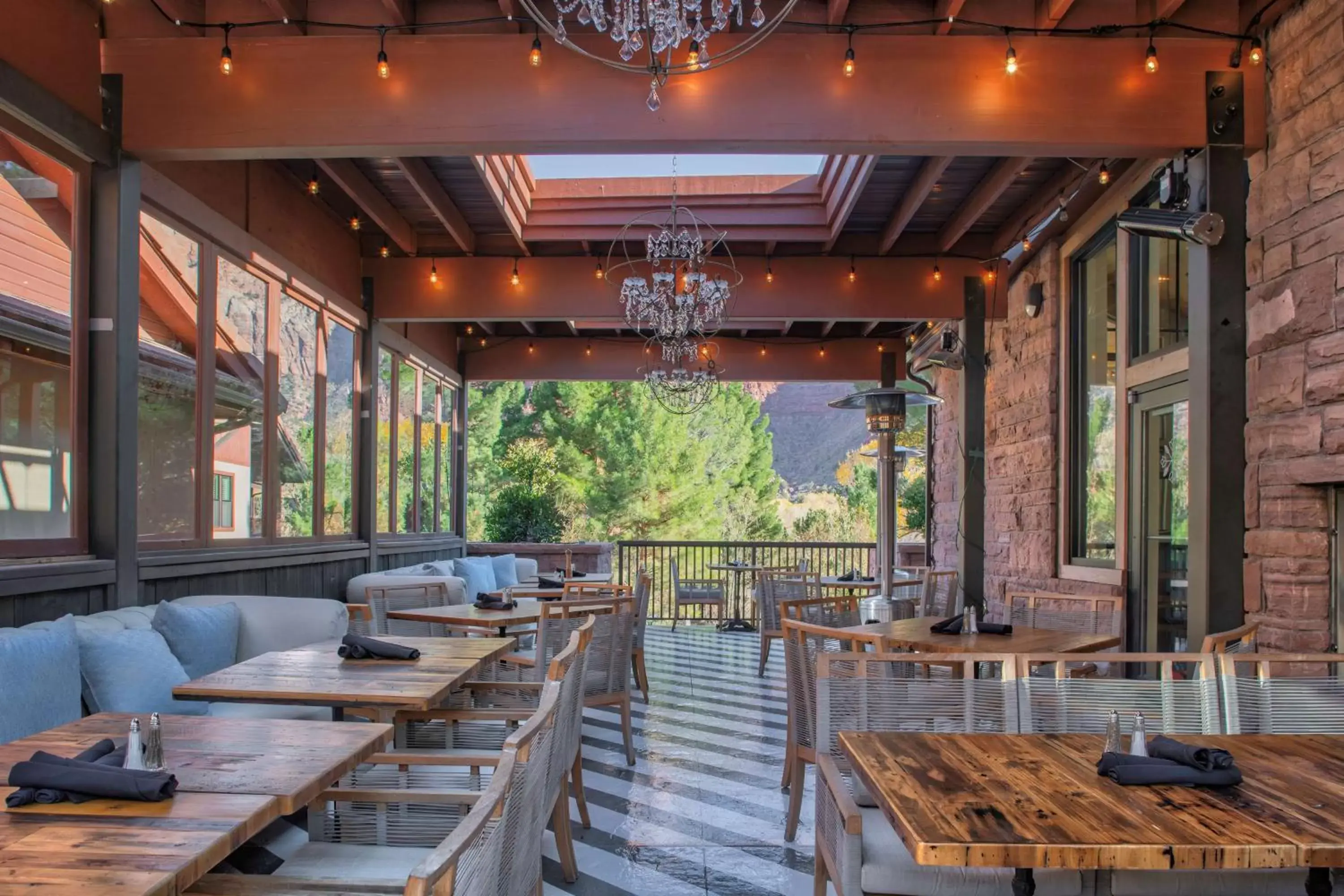 Dining area, Restaurant/Places to Eat in Cliffrose Springdale, Curio Collection By Hilton