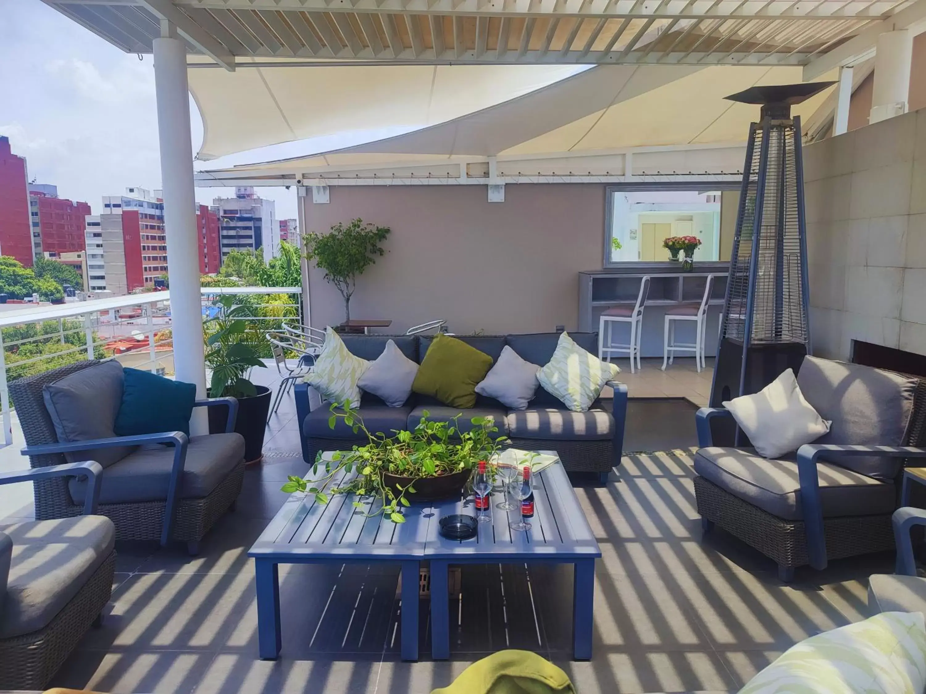Balcony/Terrace in Lombardo Suites