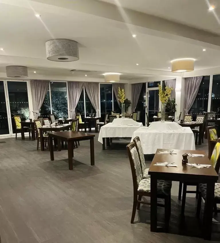 Restaurant/Places to Eat in Best Western Priory Hotel