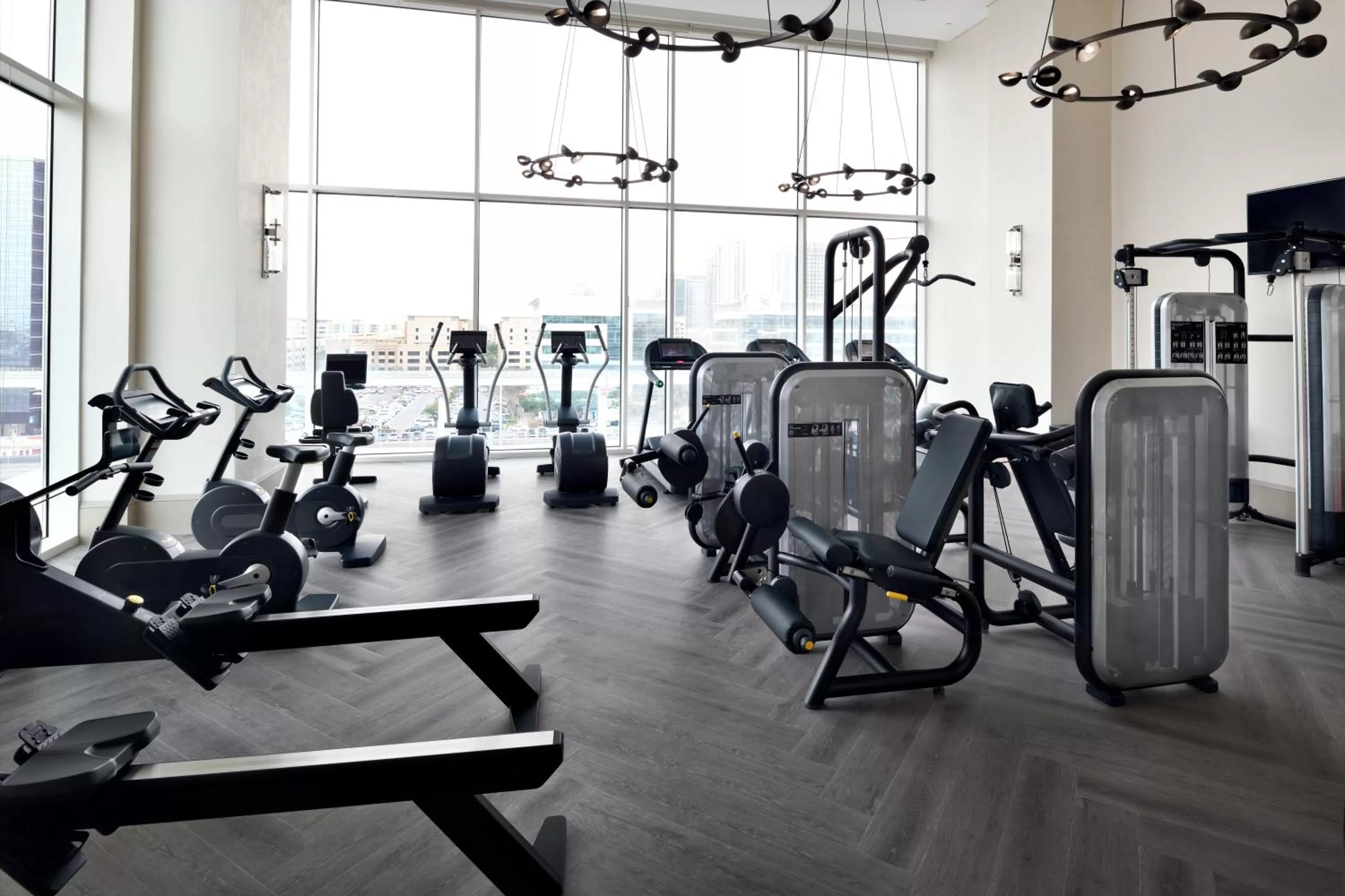 Fitness centre/facilities in Grand Plaza Mövenpick Media City