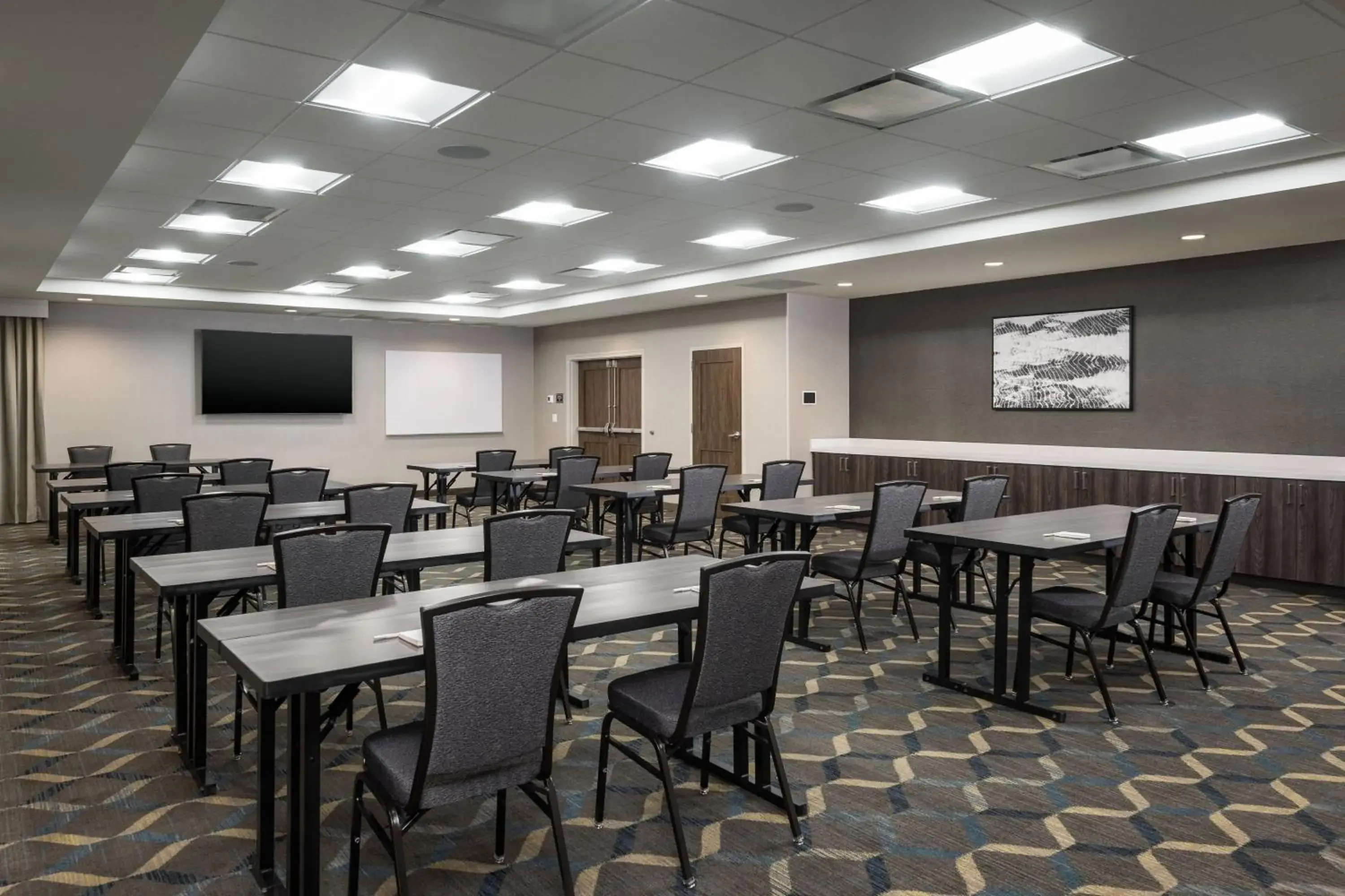 Meeting/conference room, Restaurant/Places to Eat in Residence Inn by Marriott Denver Aurora