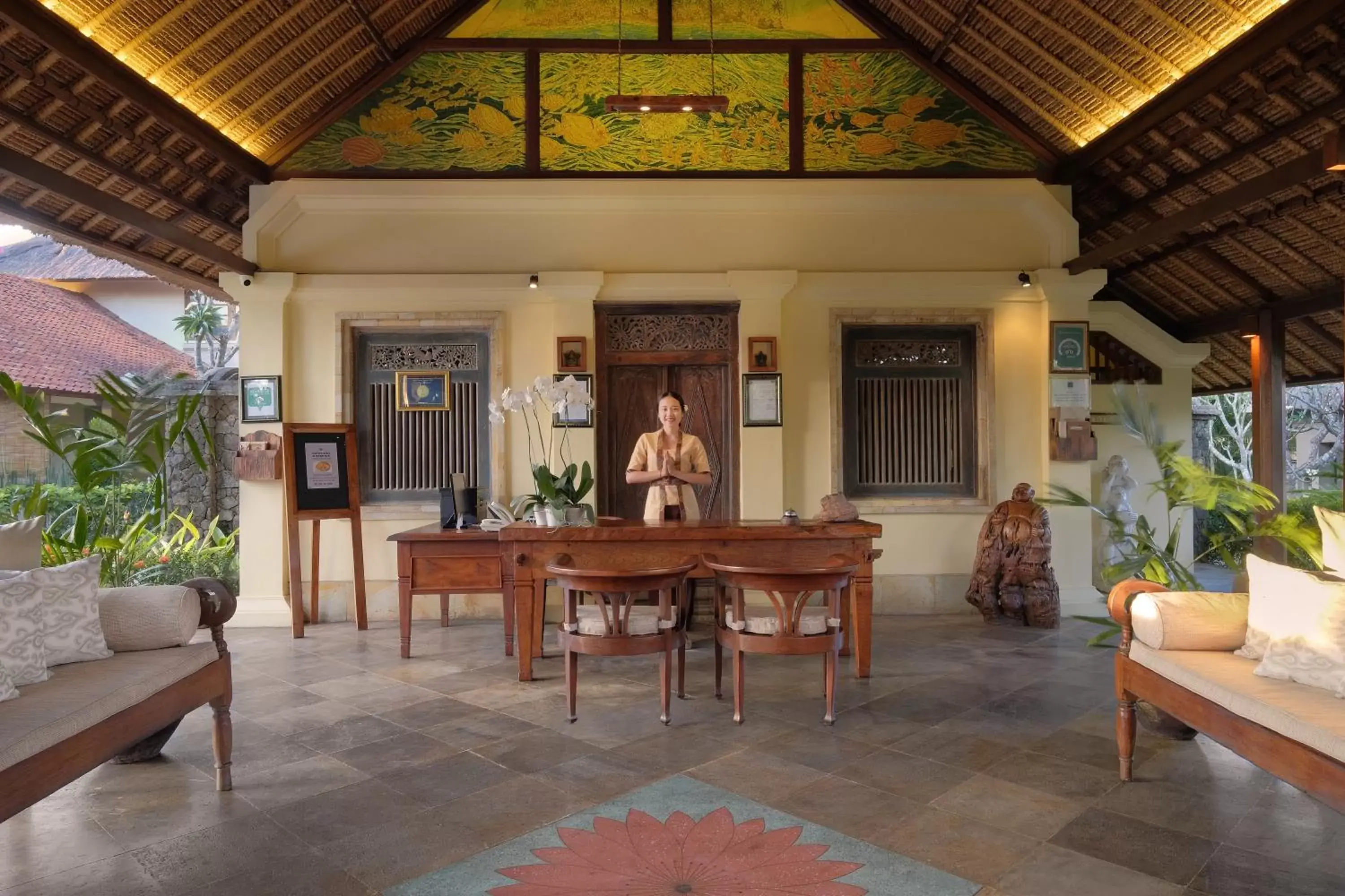 Lobby or reception in Mimpi Resort Menjangan