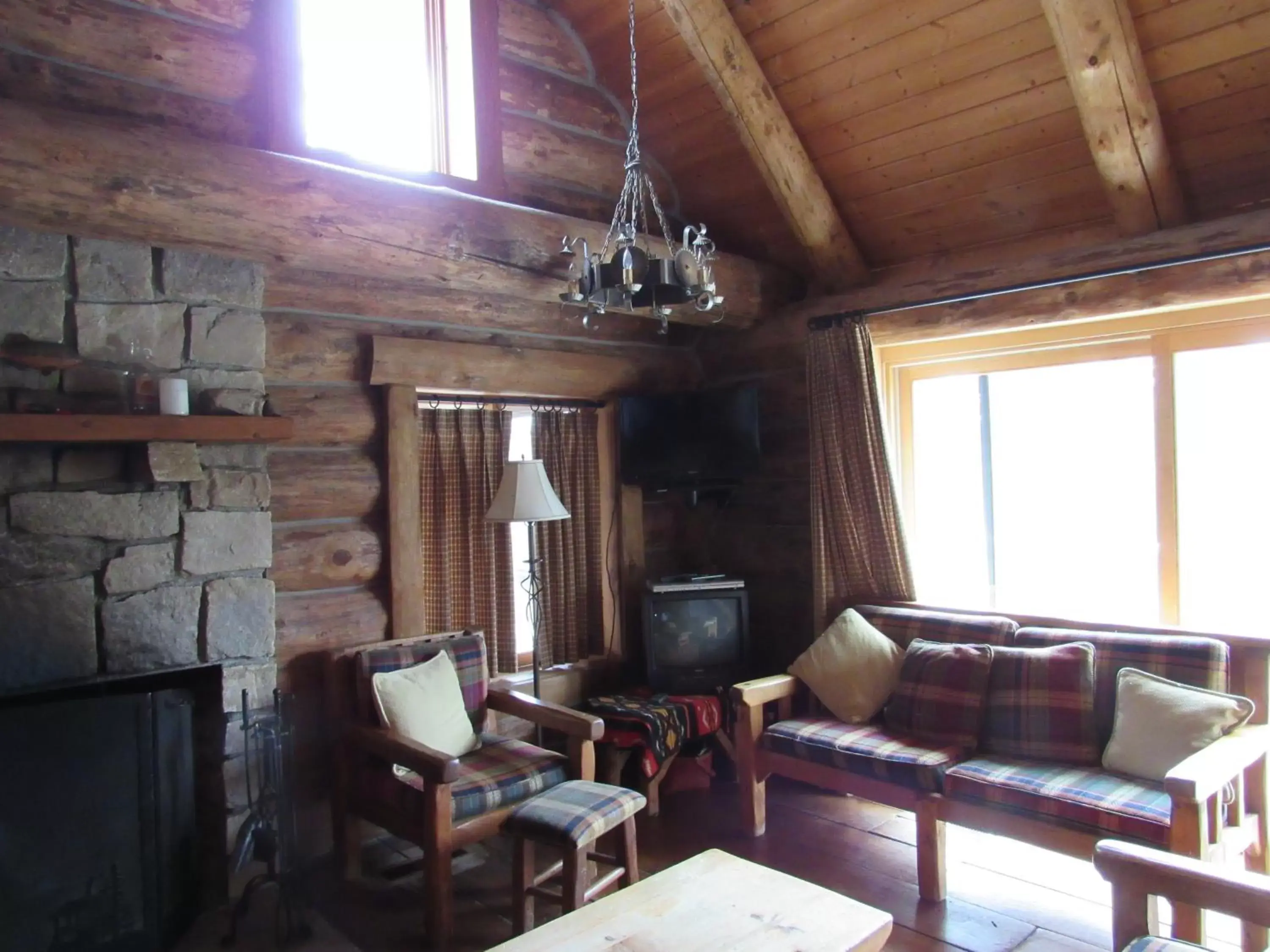 Living room, Seating Area in Drummond Island Resort & Conference Center