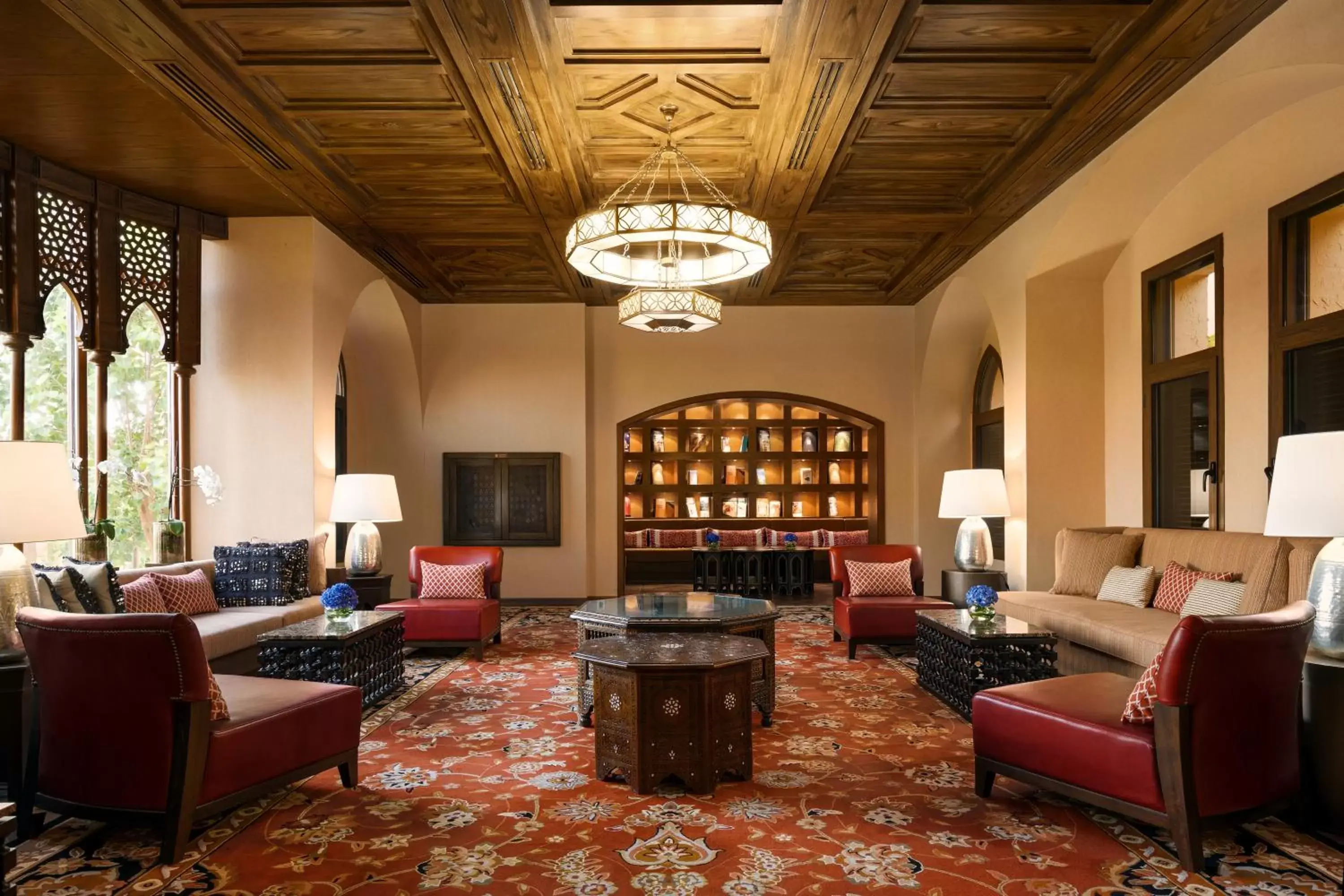 Library, Seating Area in InterContinental Durrat Al Riyadh Resort & Spa, an IHG Hotel