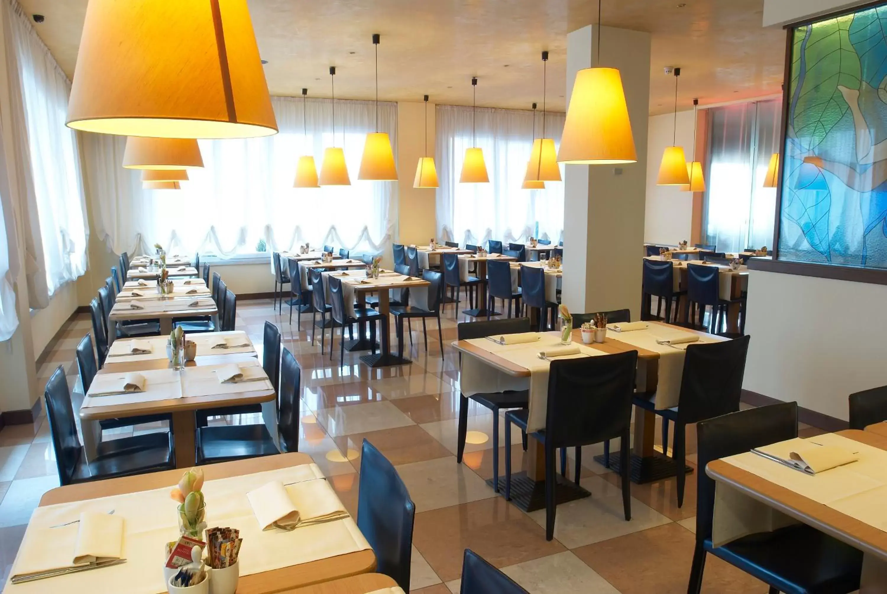 Lounge or bar, Restaurant/Places to Eat in Best Western Hotel Tre Torri