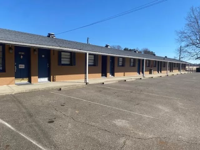 Property Building in Andy Griffith Parkway Inn