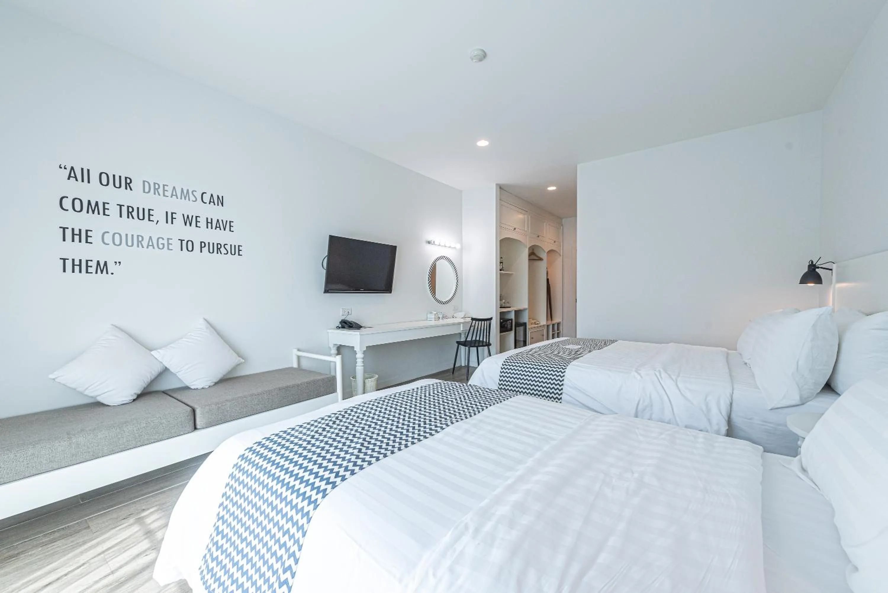 Bed in Peggy's Cove Resort